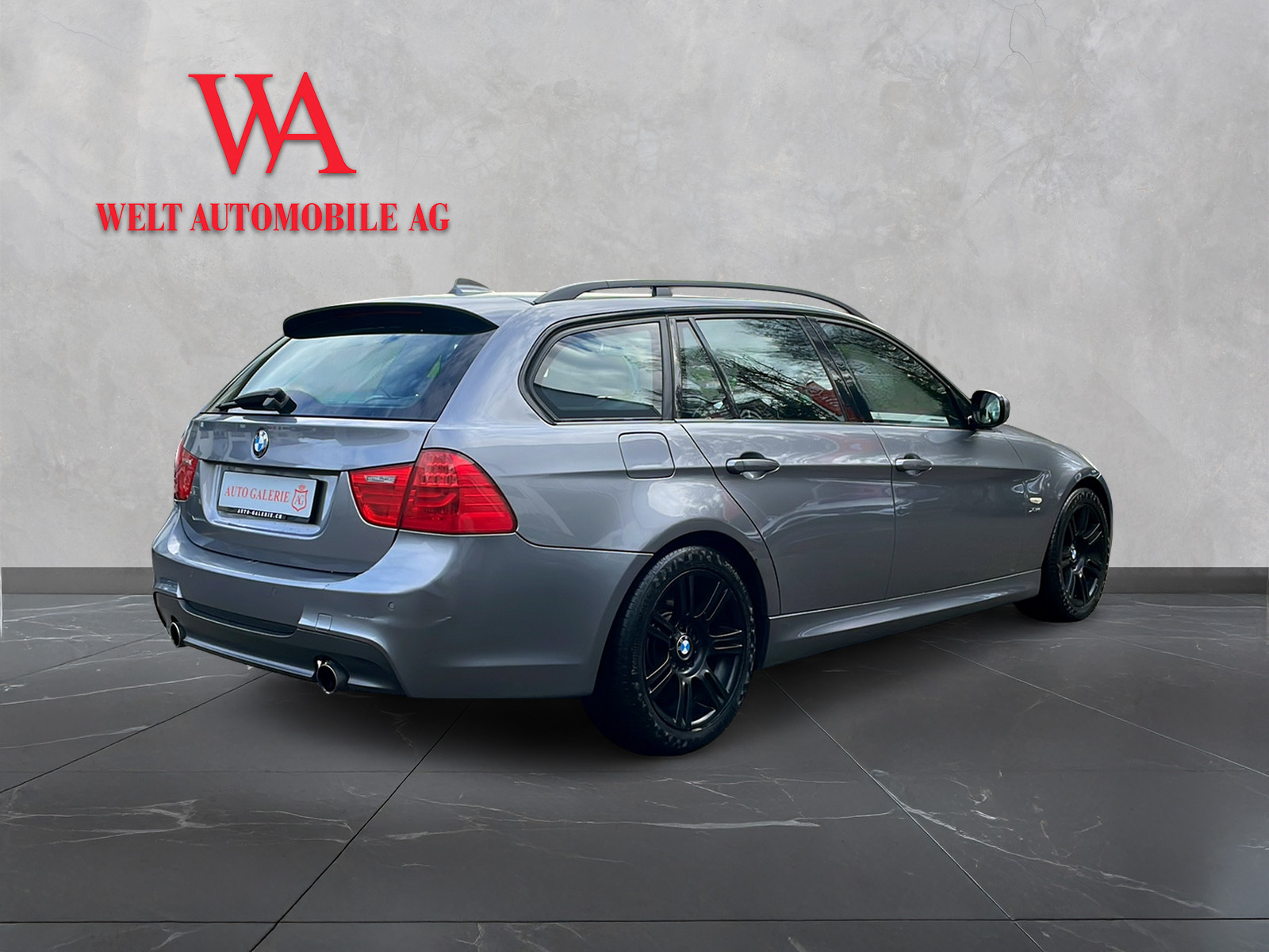 BMW 335i xDrive Touring Steptronic-image-4