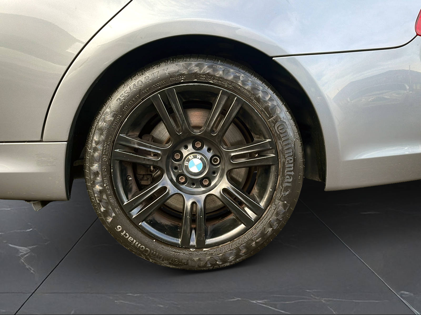 BMW 335i xDrive Touring Steptronic-image-8