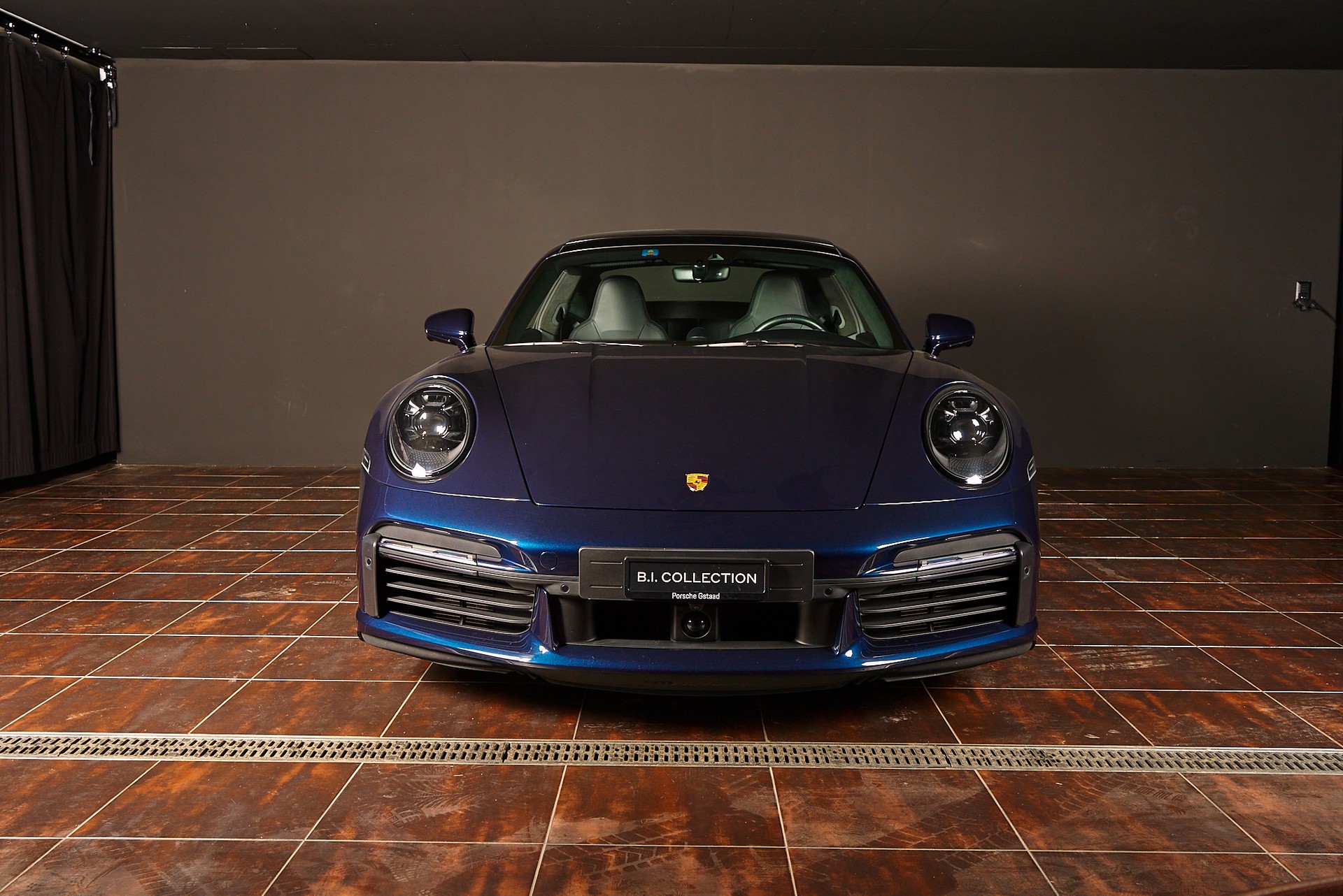 PORSCHE 911 Turbo S PDK-image-4