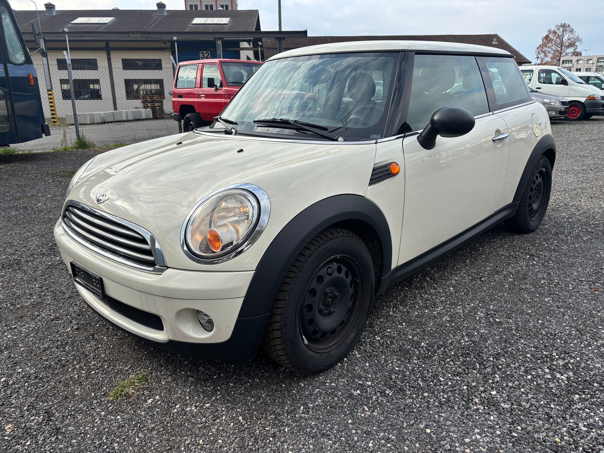 MINI One-image-0