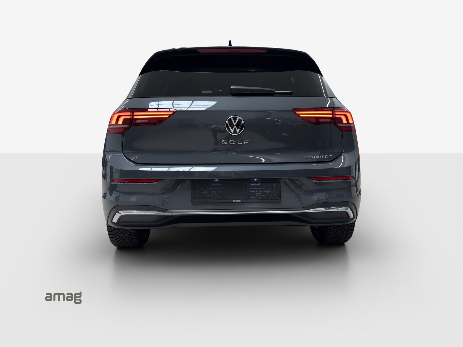 VW Golf 1.5 TSI PHEV Style-image-3
