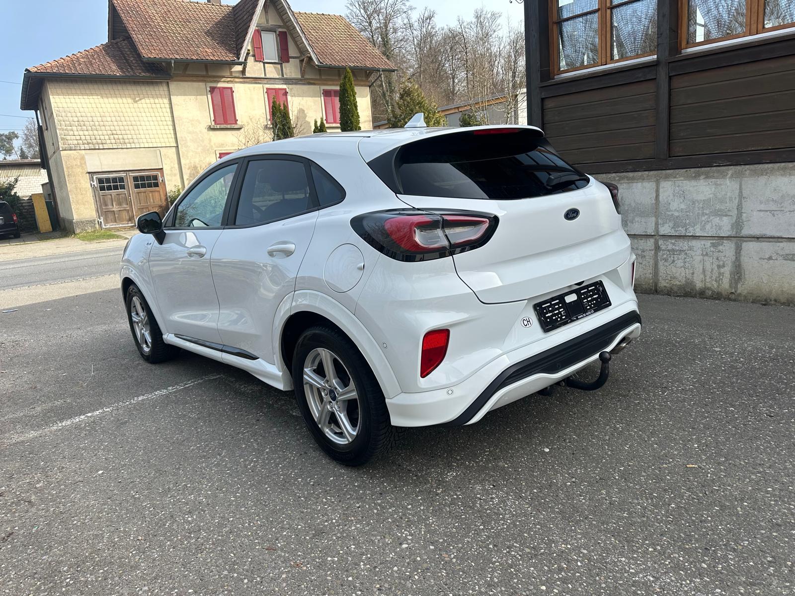 FORD Puma 1.0 MHEV ST-Line X-image-3