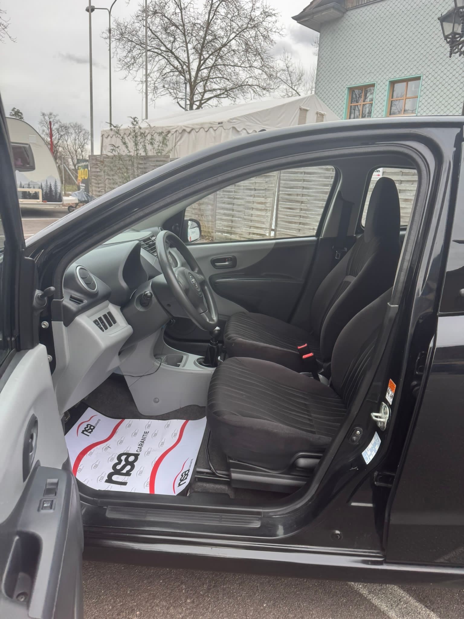 NISSAN Pixo 1.0 acenta-image-8