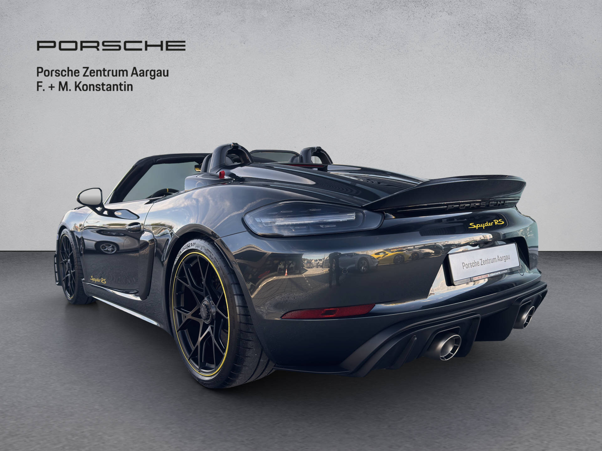 PORSCHE 718 Spyder RS-image-3