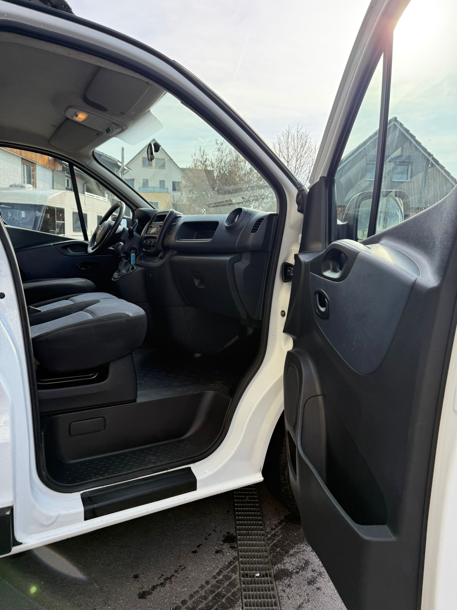 OPEL Vivaro 1.6 CDTI 2.7t L1H1-image-3