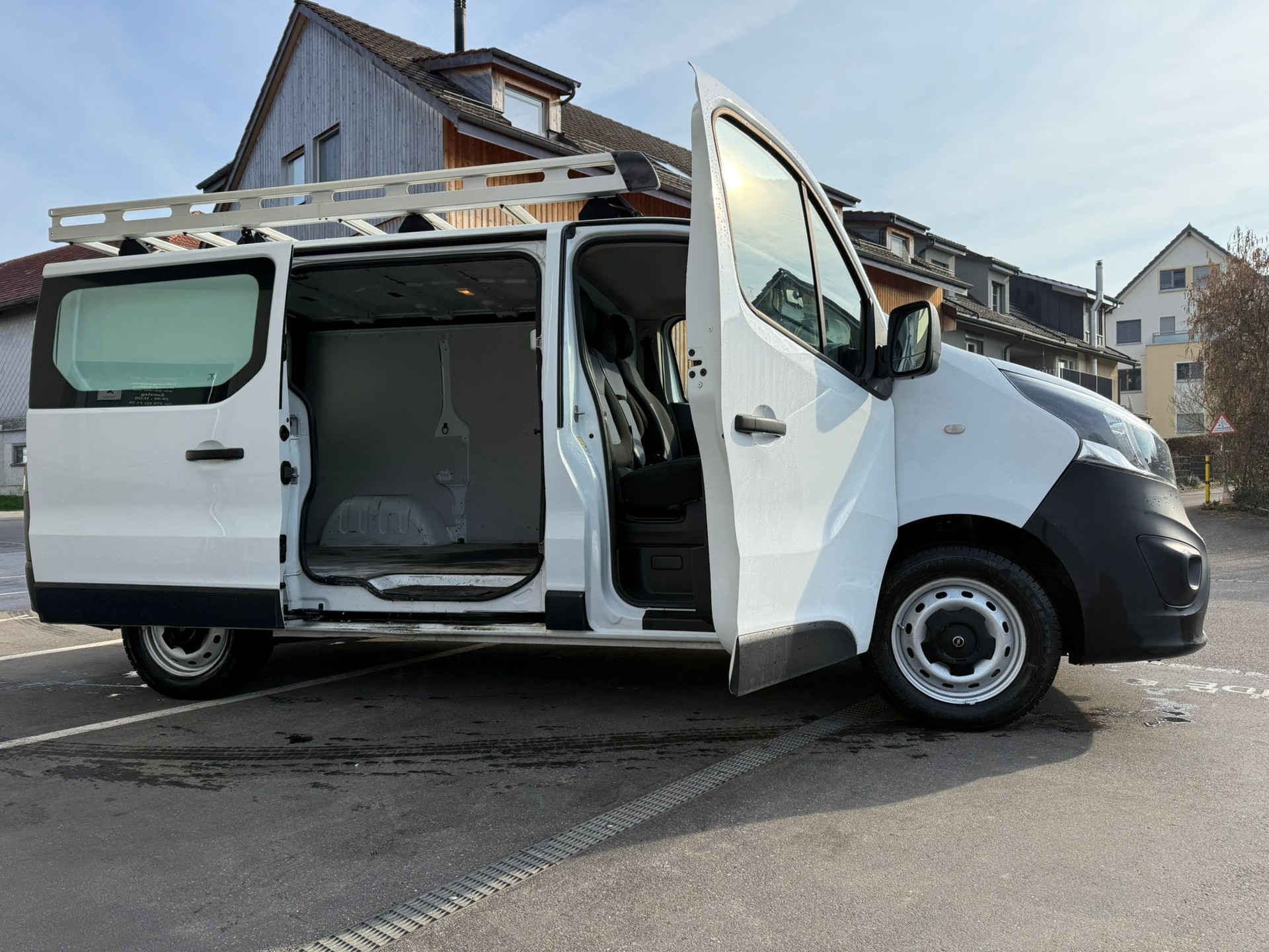 OPEL Vivaro 1.6 CDTI 2.7t L1H1-image-2