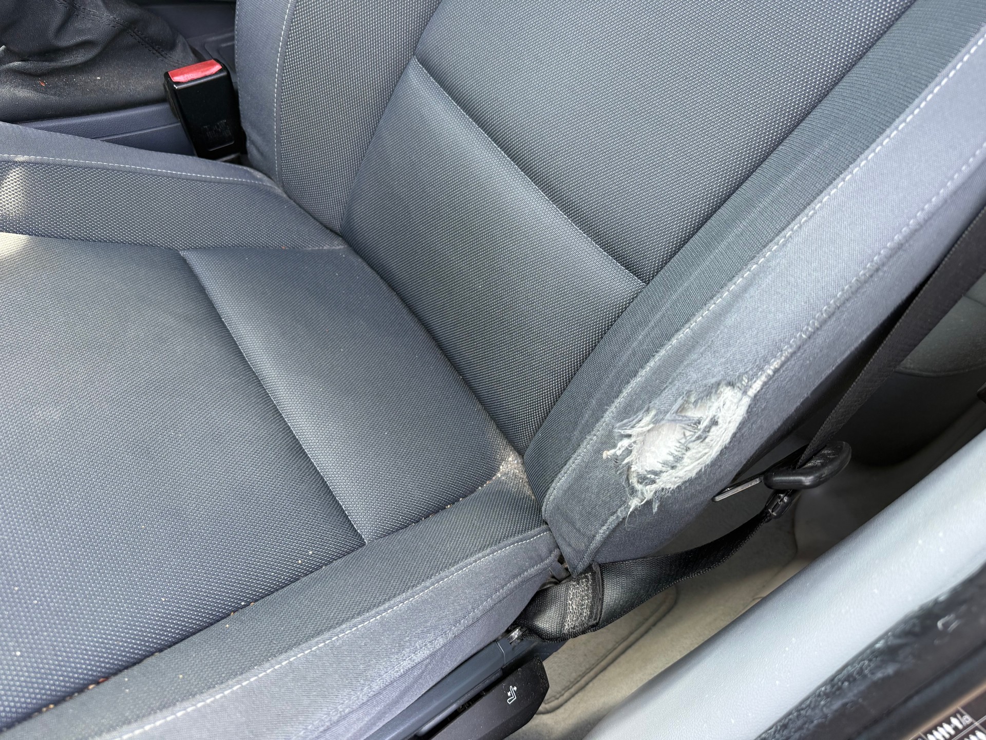 BMW 118d-image-9