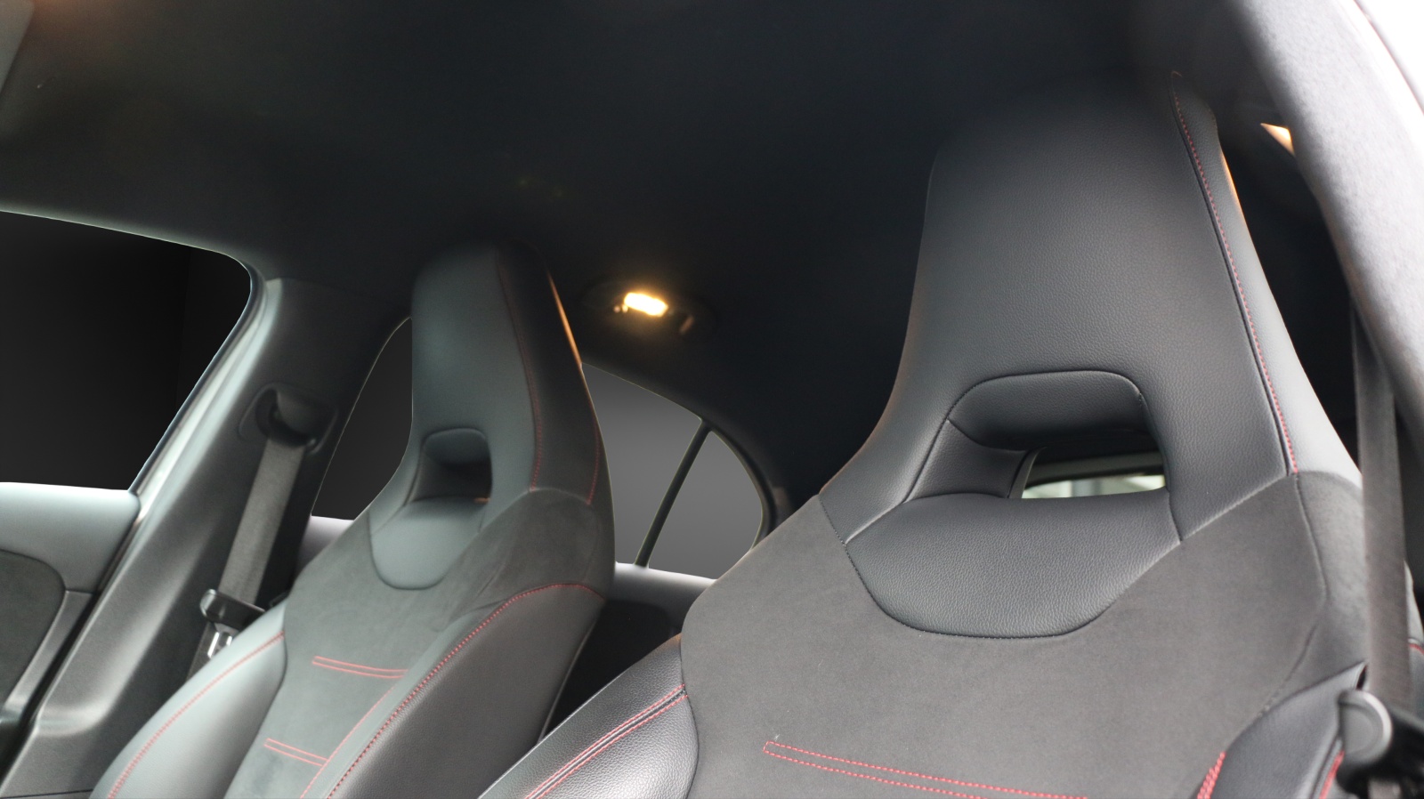 MERCEDES-BENZ A 200 AMG Line-image-7
