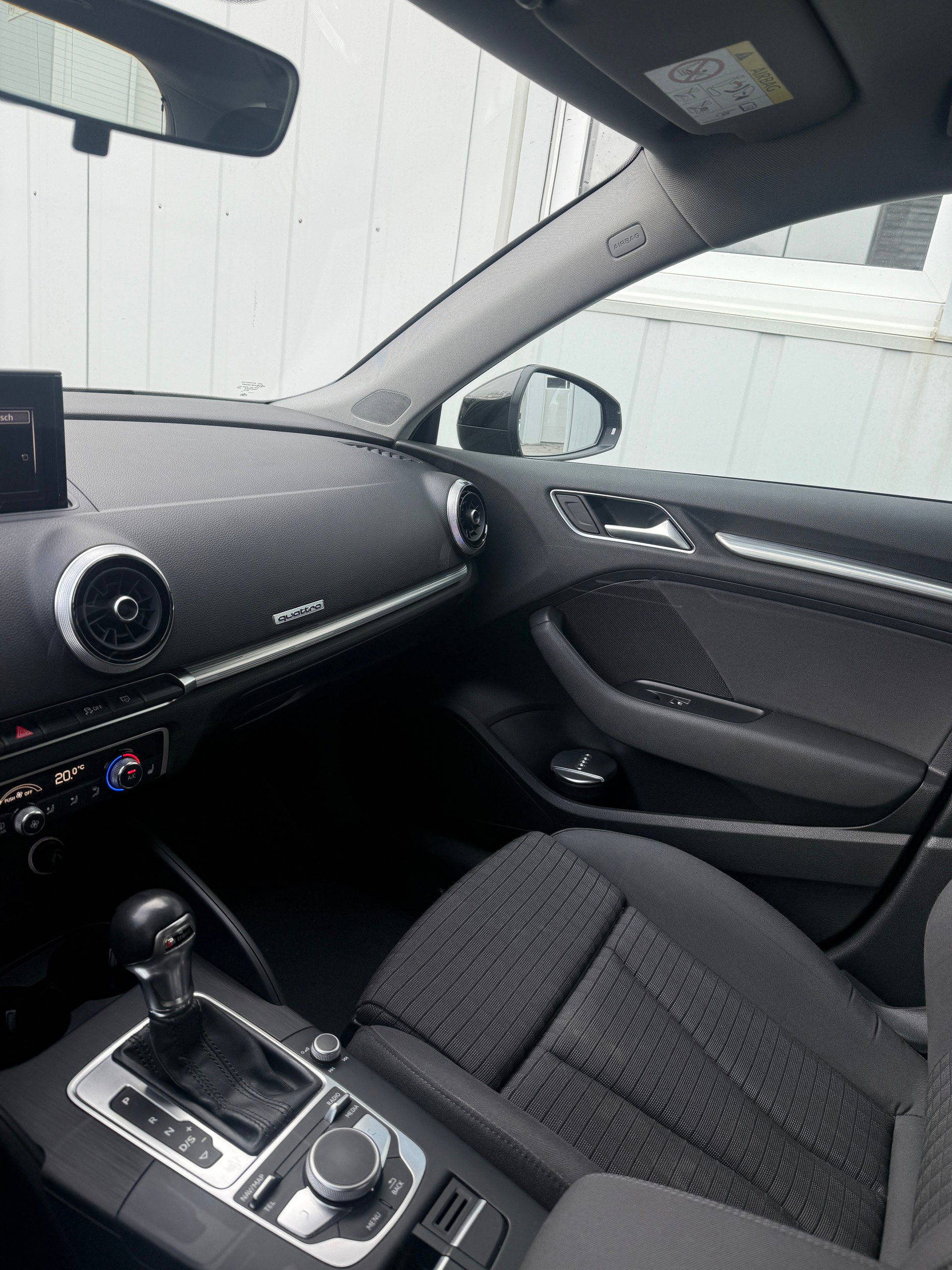 AUDI A3 Sportback 2.0 TDI S-tronic quattro *Zahnriemen ersetzt * frisch ab MFK*-image-17