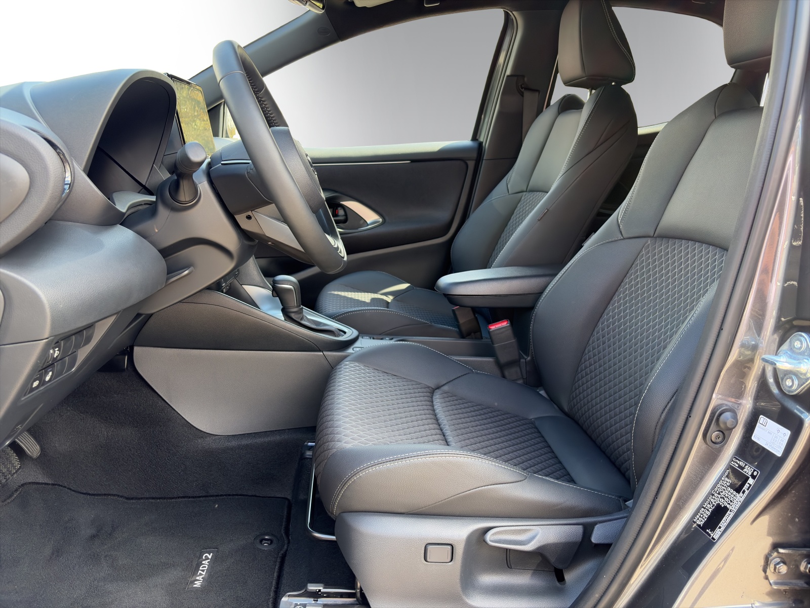 Image MAZDA 2 2 Hybrid Homura