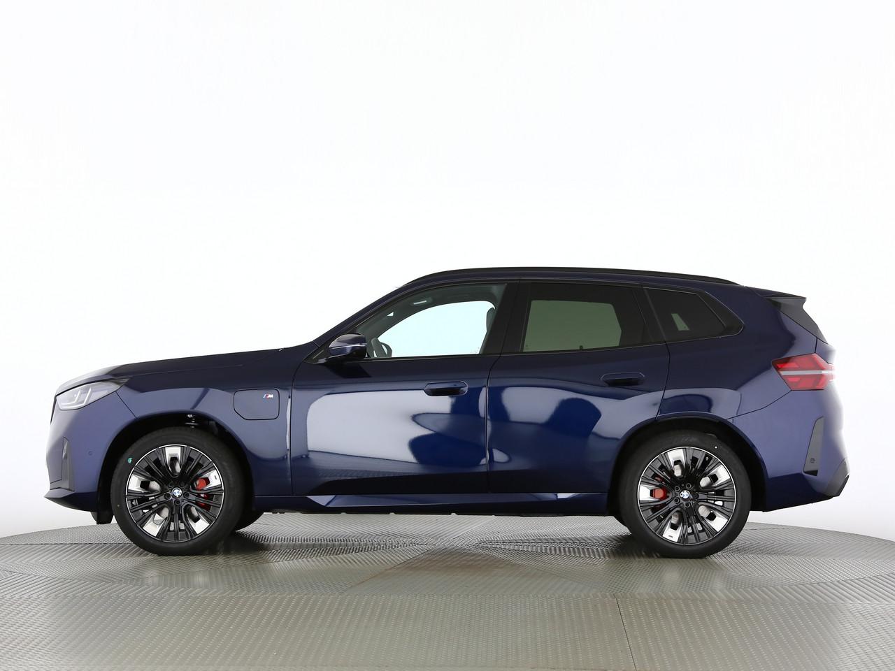 BMW X3 30e xDrive-image-4
