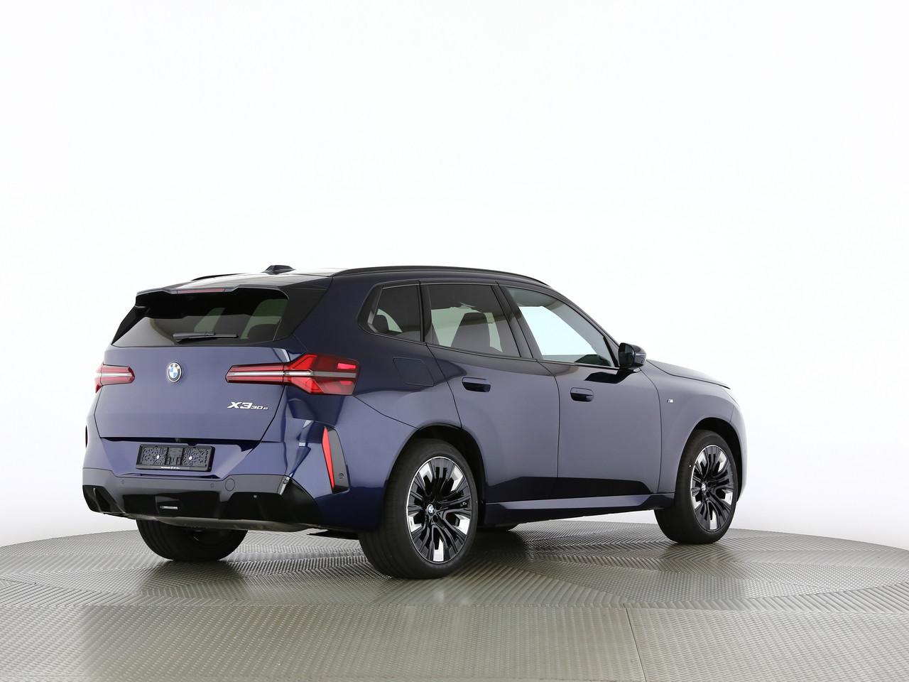 BMW X3 30e xDrive-image-12