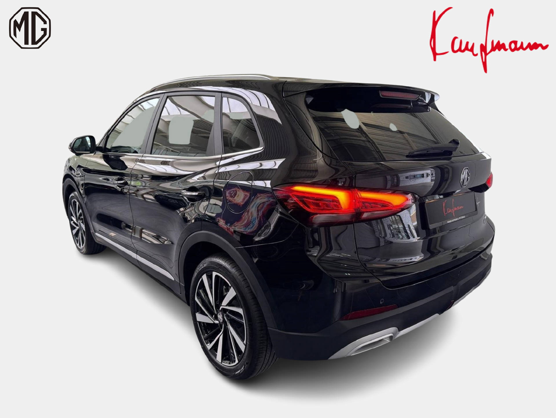 MG ZS 1.5 Hybrid+ Luxury-image-4