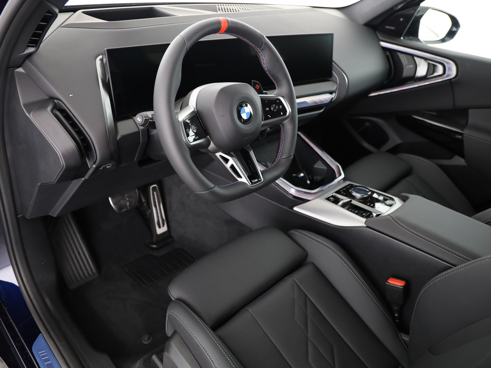 BMW X3 M50i-image-9