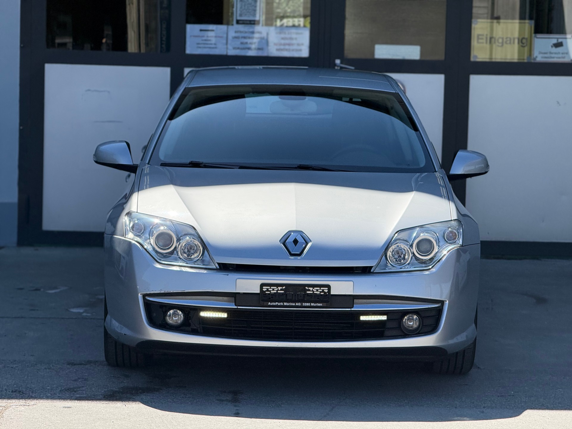 RENAULT Laguna 2.0 16V T Dynamique Automatic-showroom-element-1