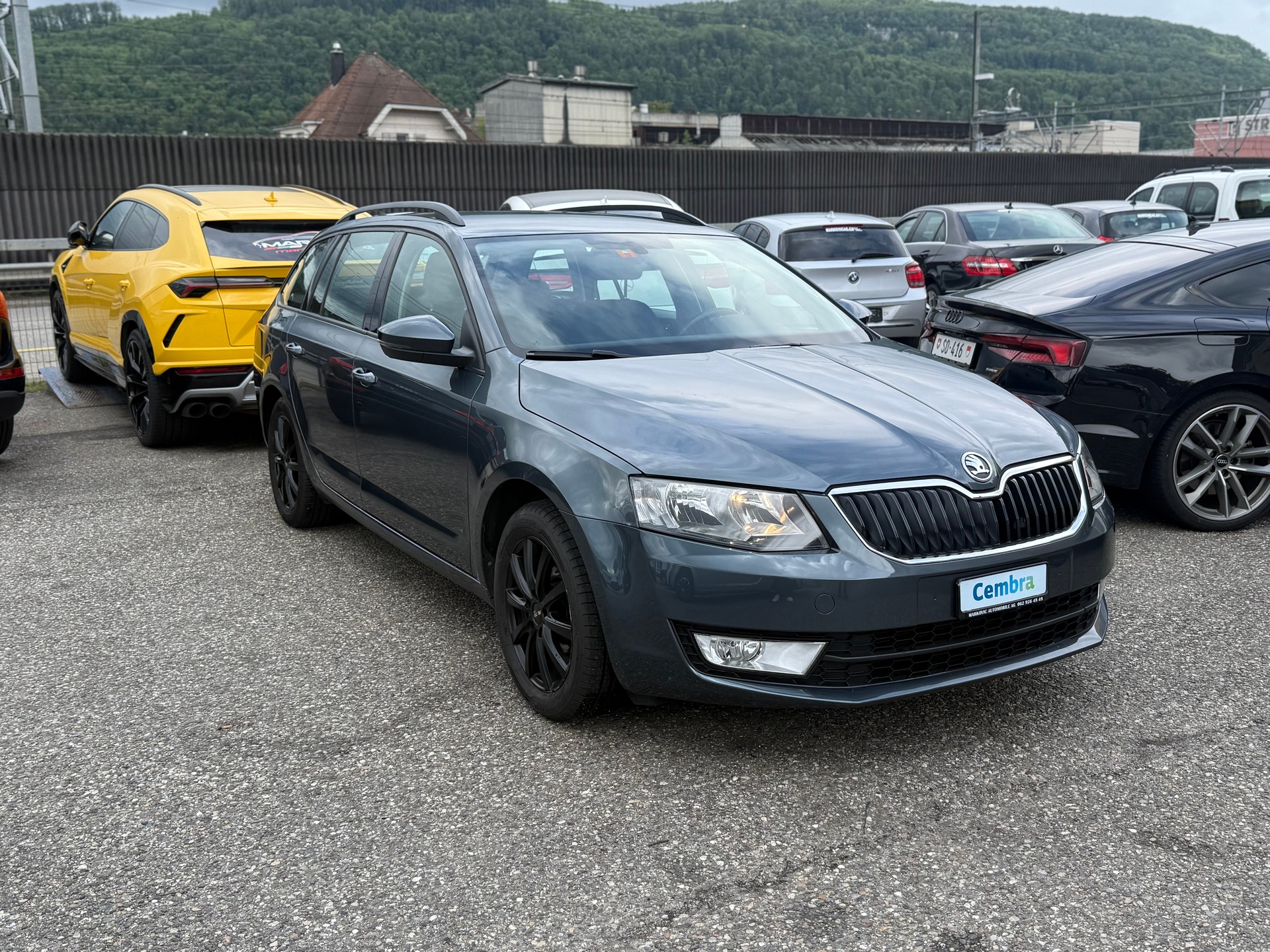 SKODA Octavia Combi 1.8 TSI Ambition 4x4 DSG-image-2