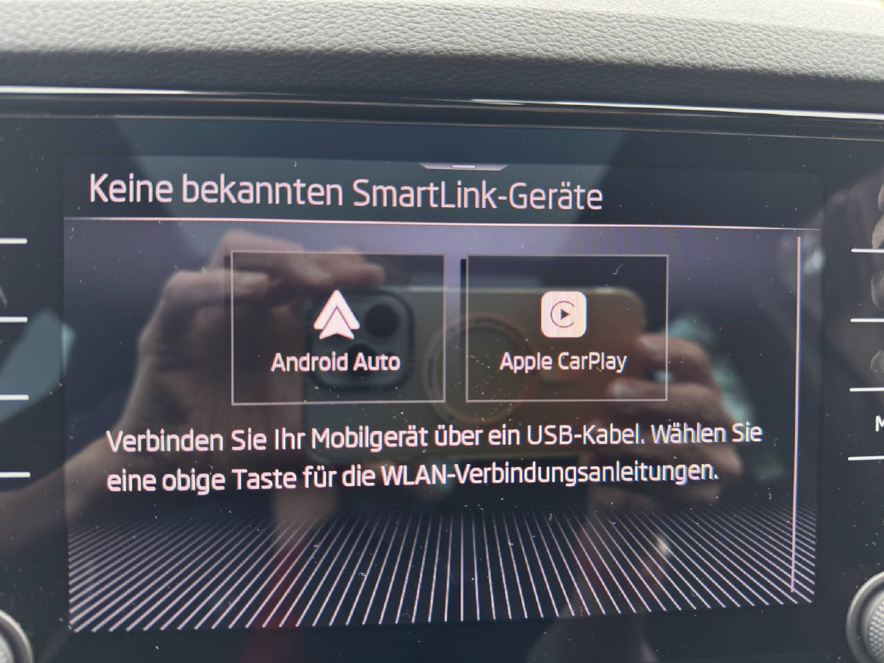SKODA Karoq 2.0 TSI SportLine 4x4 DSG-image-12