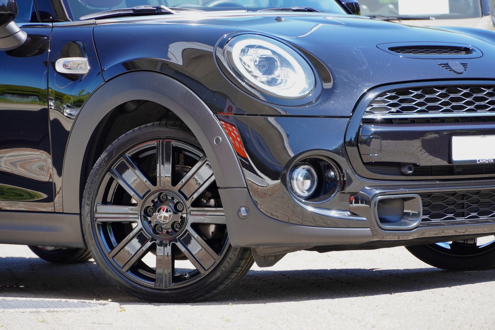 MINI Cooper S Steptronic DKG-showroom-element-1