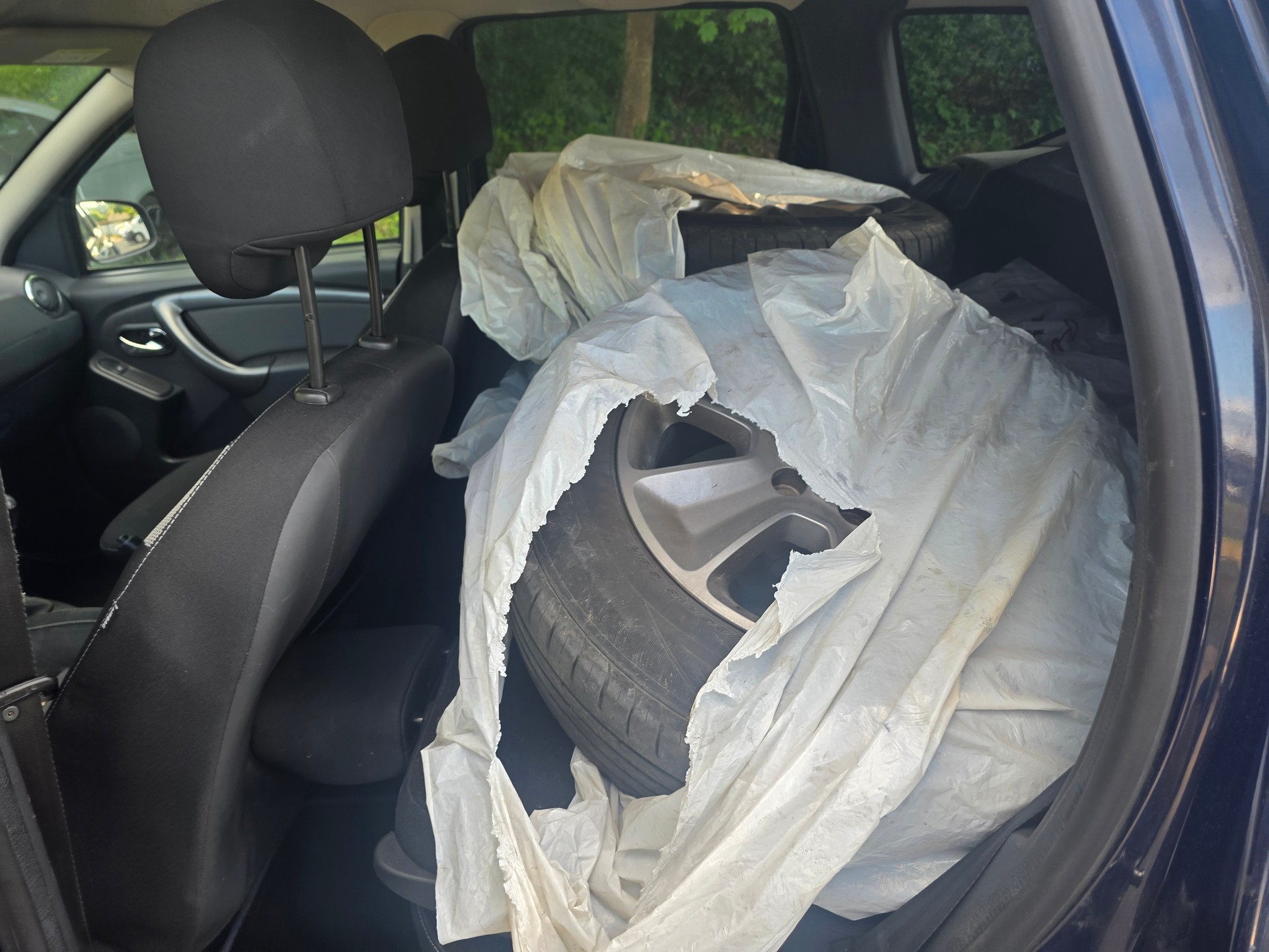 DACIA Duster 1.2 T Fischer man's Friend 4x4-image-9