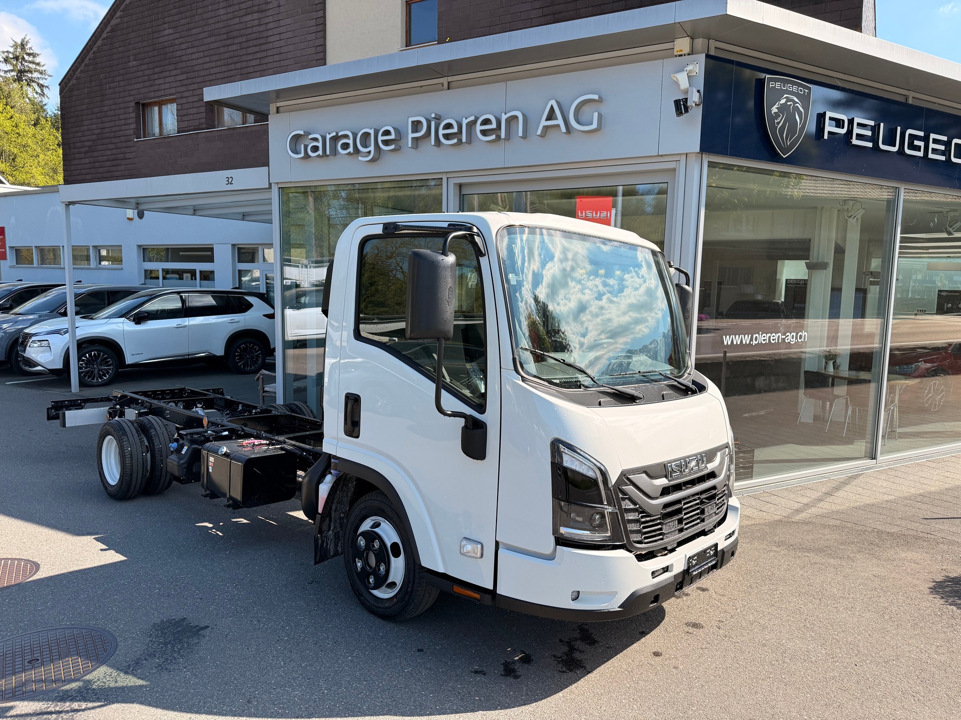 ISUZU M21 T H-image-0
