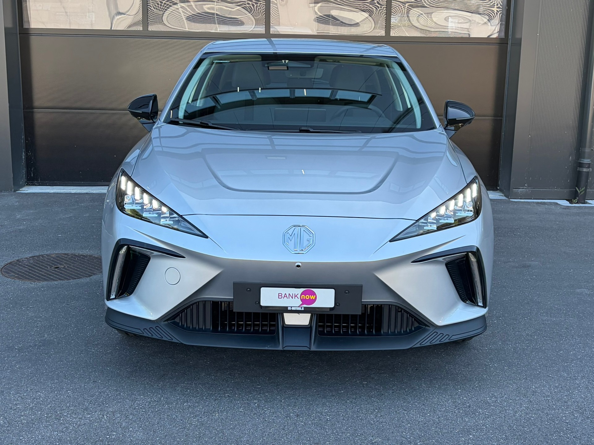 MG 4 EV 64kWh Premium-image-2