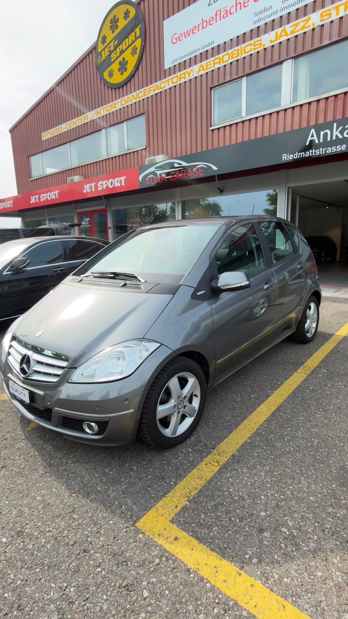 MERCEDES-BENZ A 180 Avantgarde Selection Autotronic-image-1