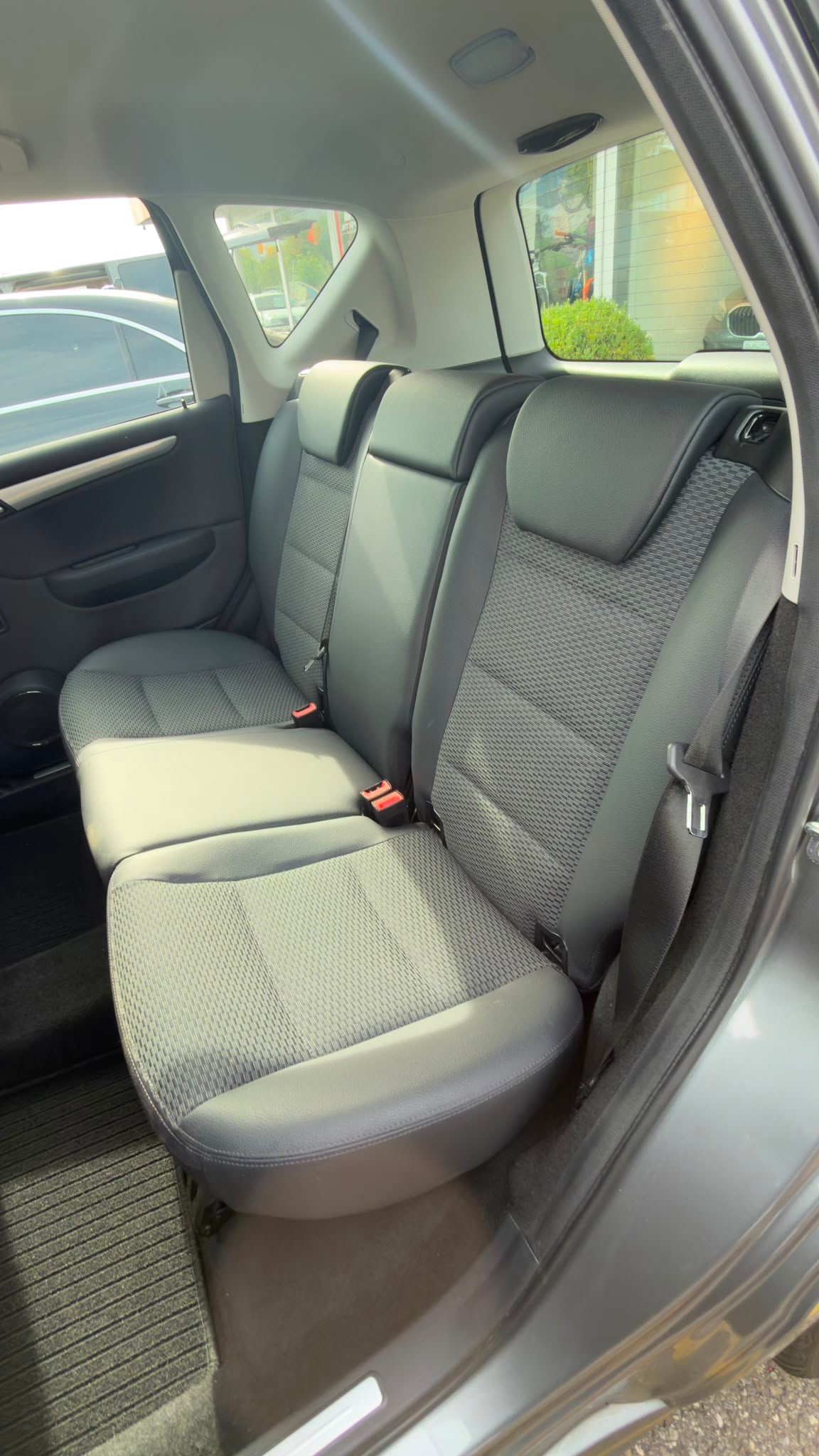 MERCEDES-BENZ A 180 Avantgarde Selection Autotronic-image-6