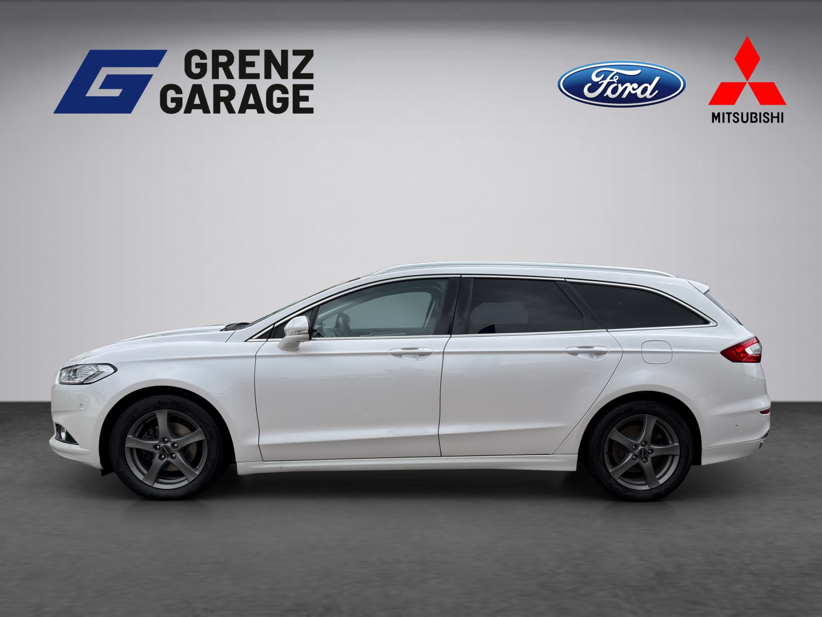 FORD Mondeo Station Wagon 2.0 TDCi 180 Titanium 4x4-showroom-element-1