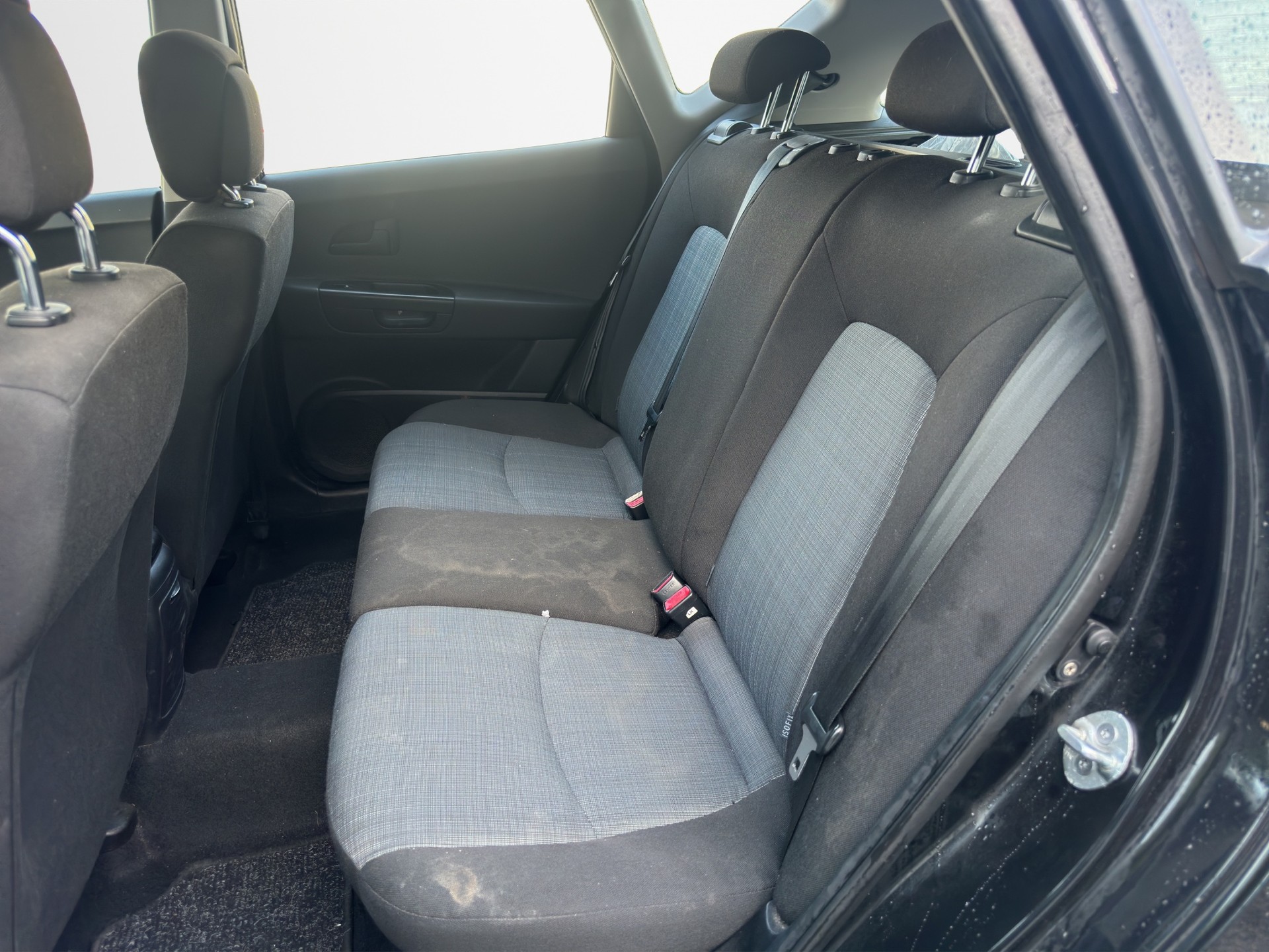 KIA Cee'd Sporty Wagon 1.4 16V Basic-image-12