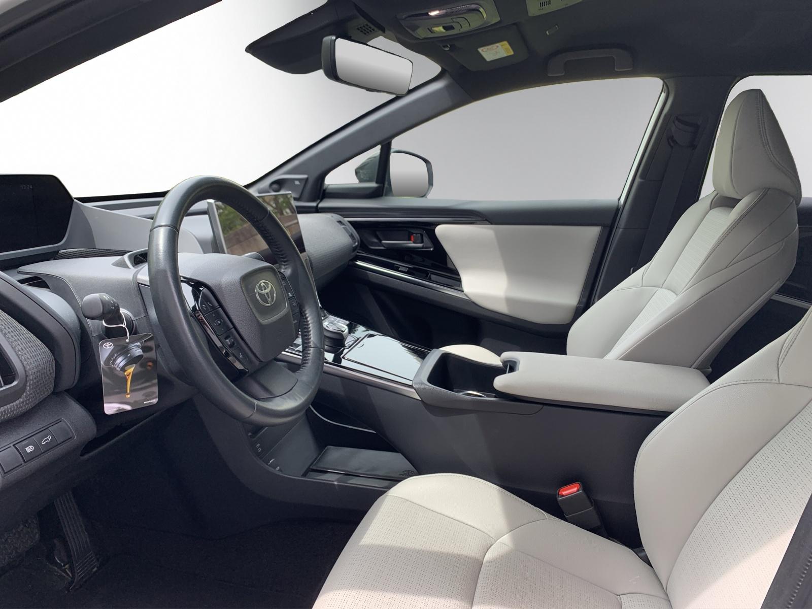 TOYOTA bZ4X Premium AWD-image-6