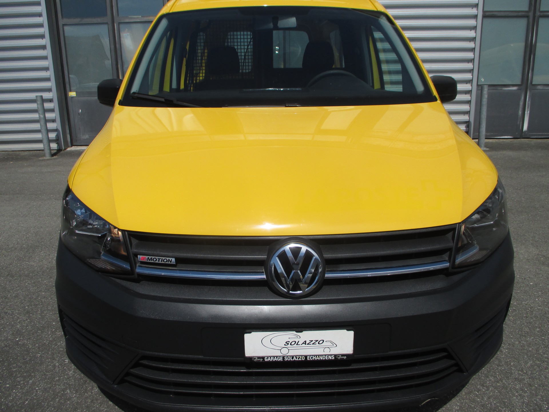 VW Caddy Maxi 2.0TDI 4Motion BlueMotion Technology-image-3