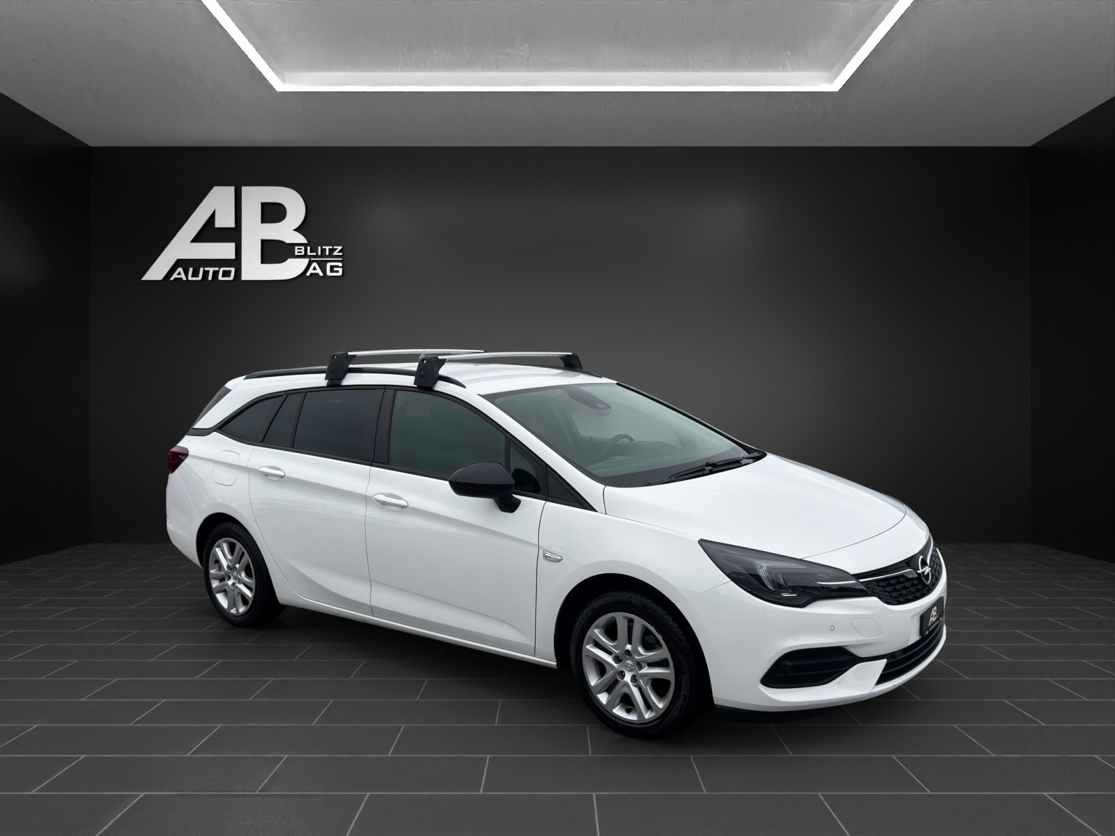 OPEL Astra Sports Tourer 1.2i Turbo Edition mit 145 PS-image-5