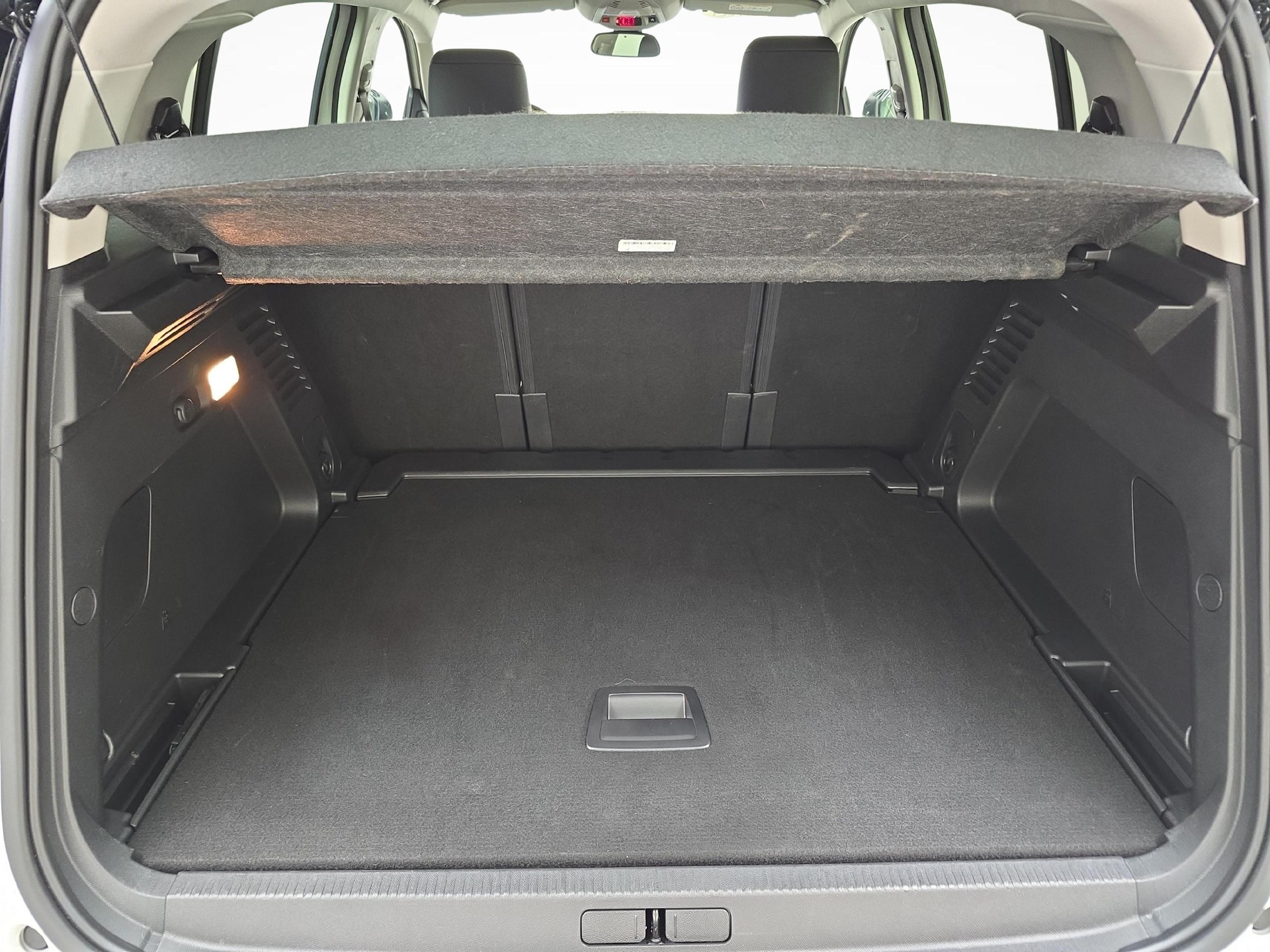 CITROEN C5 Aircross 1.2 Hybrid Shine / Jetzt mit attraktivem 1.99% Leasing-image-10