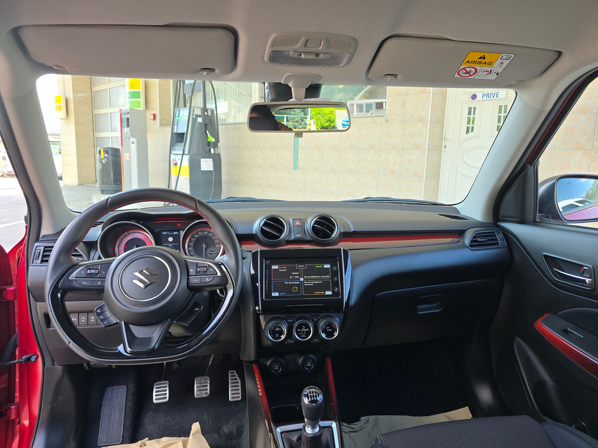 SUZUKI Swift Sport 1.4i 16V Compact Top Hybrid-image-8