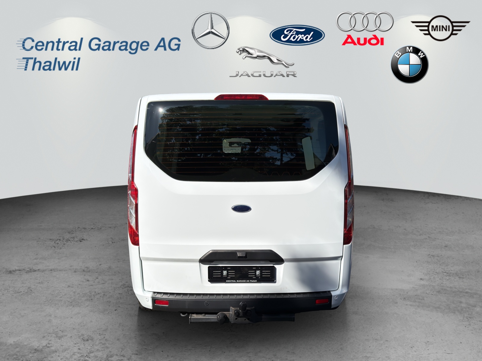 FORD Transit Custom Van 300 L1H1 Trend A-image-4