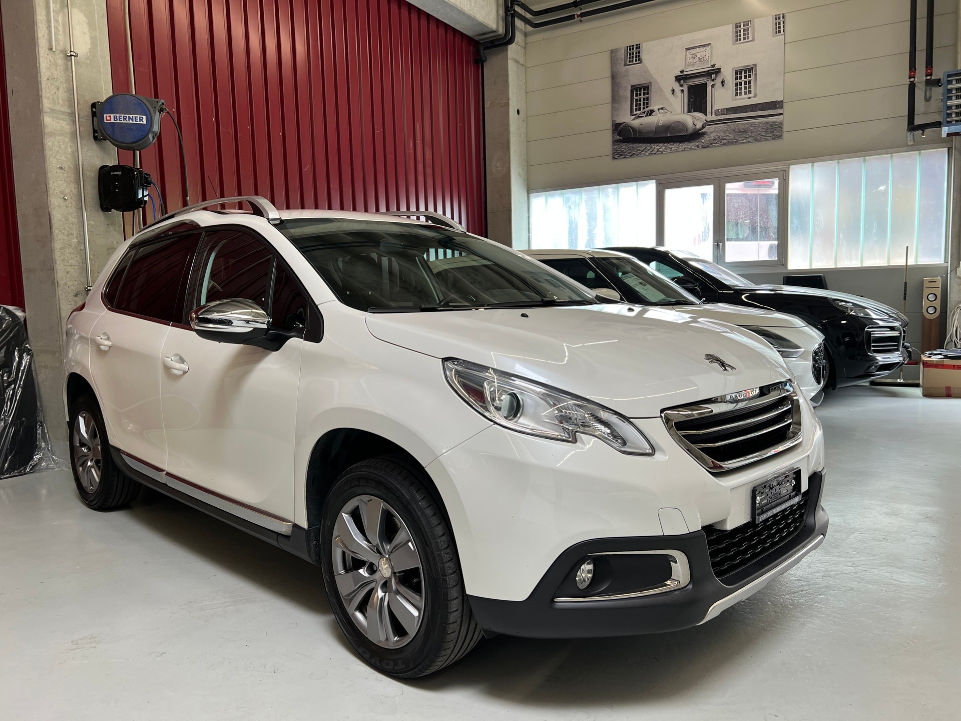 PEUGEOT 2008 1.6 BlueHDi Allure-image-0