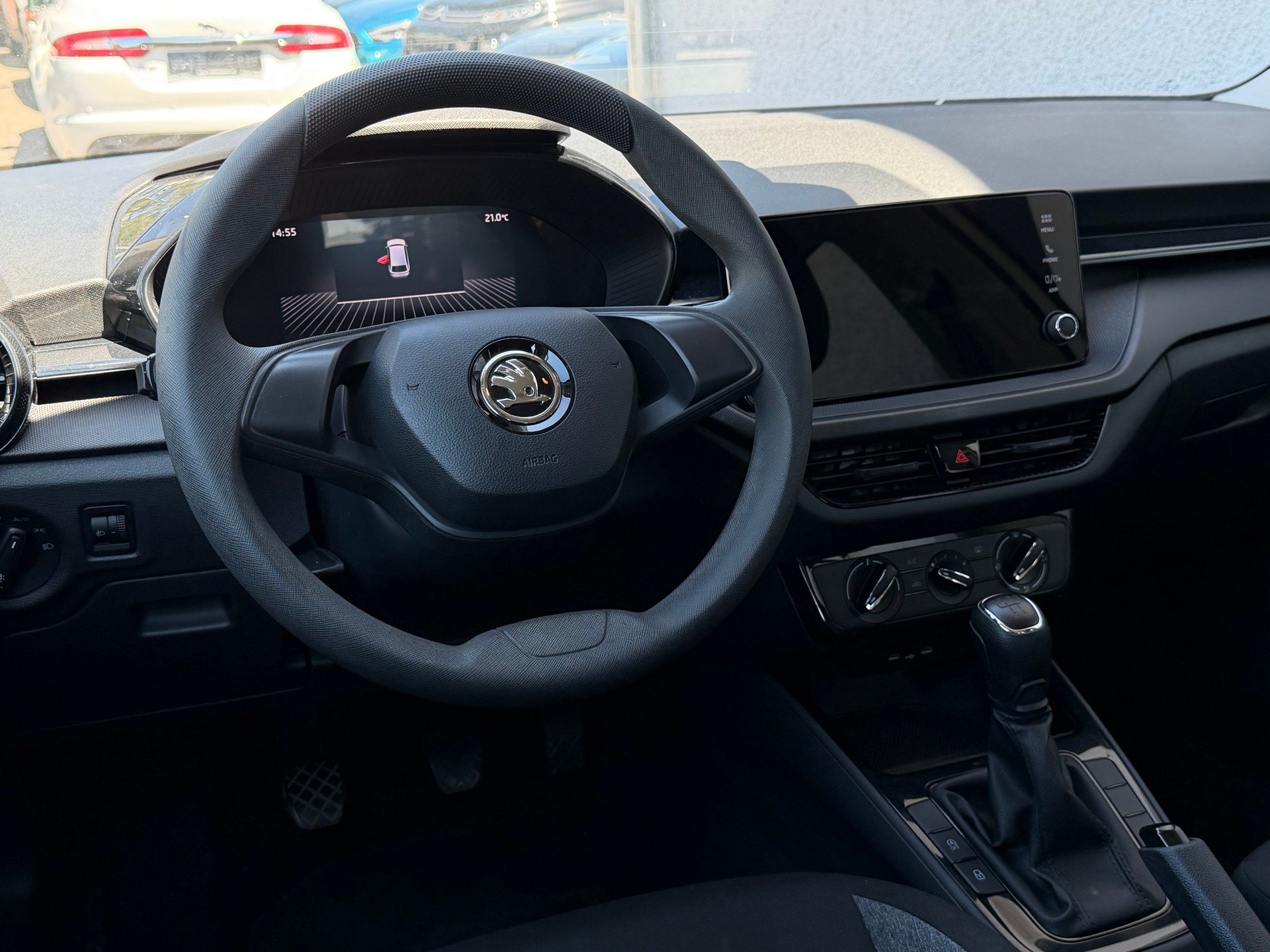 SKODA Fabia 1.0 MPI Selection-image-5