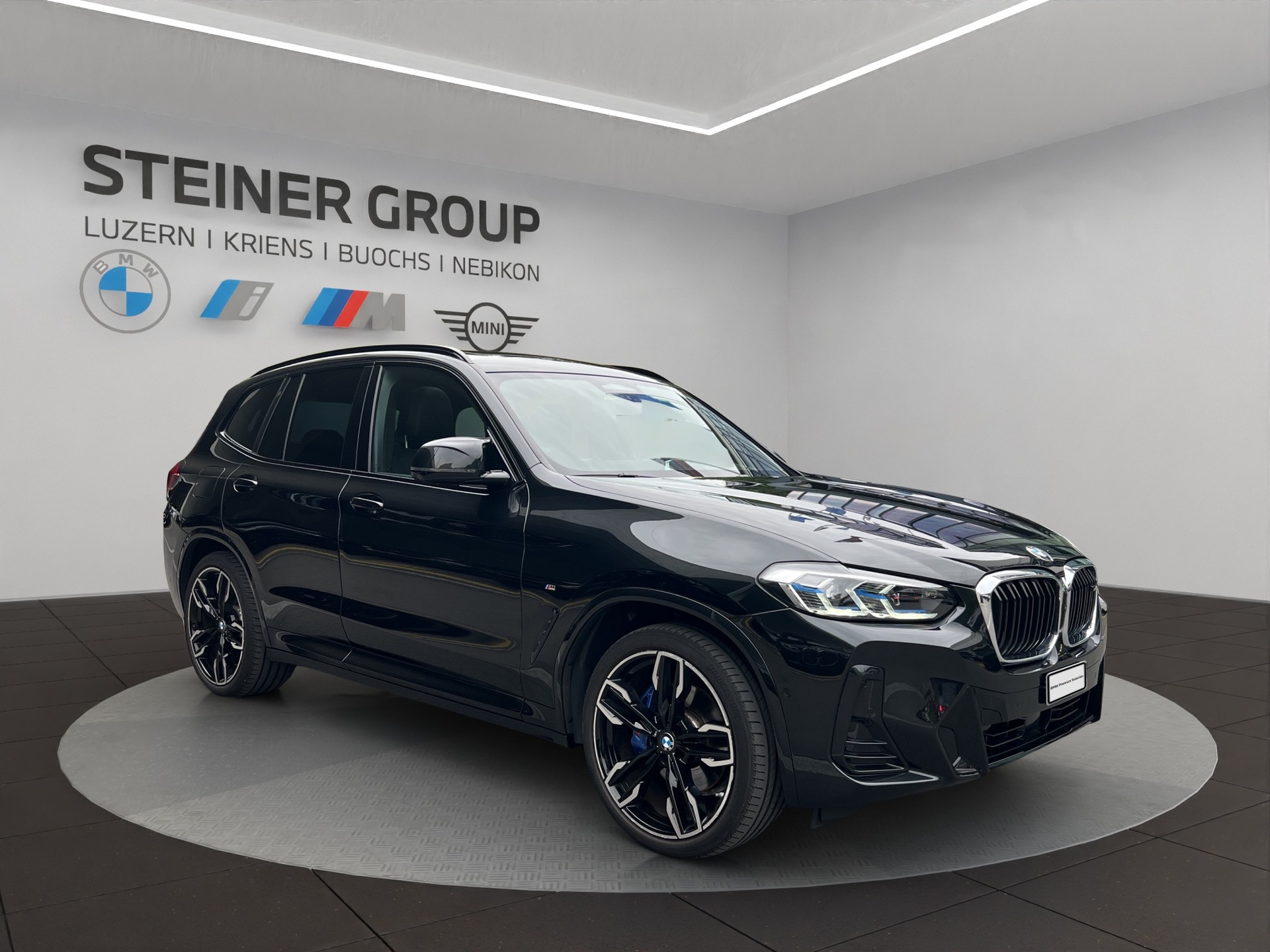 BMW X3 M40i Travel-image-2