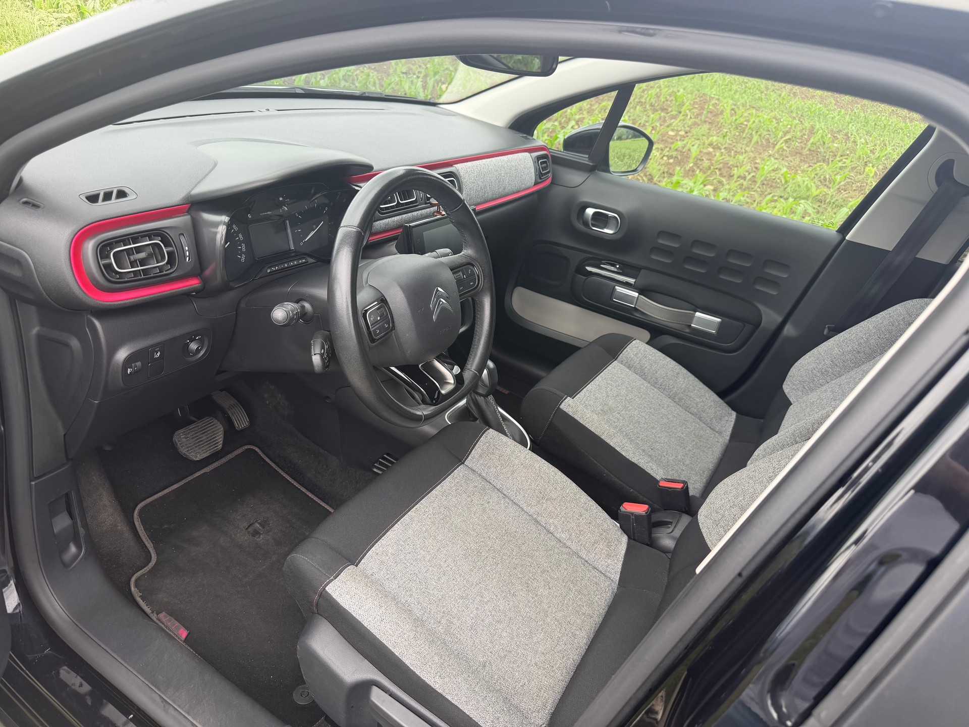CITROEN C3 1.2i PureTech Elle EAT6-image-13
