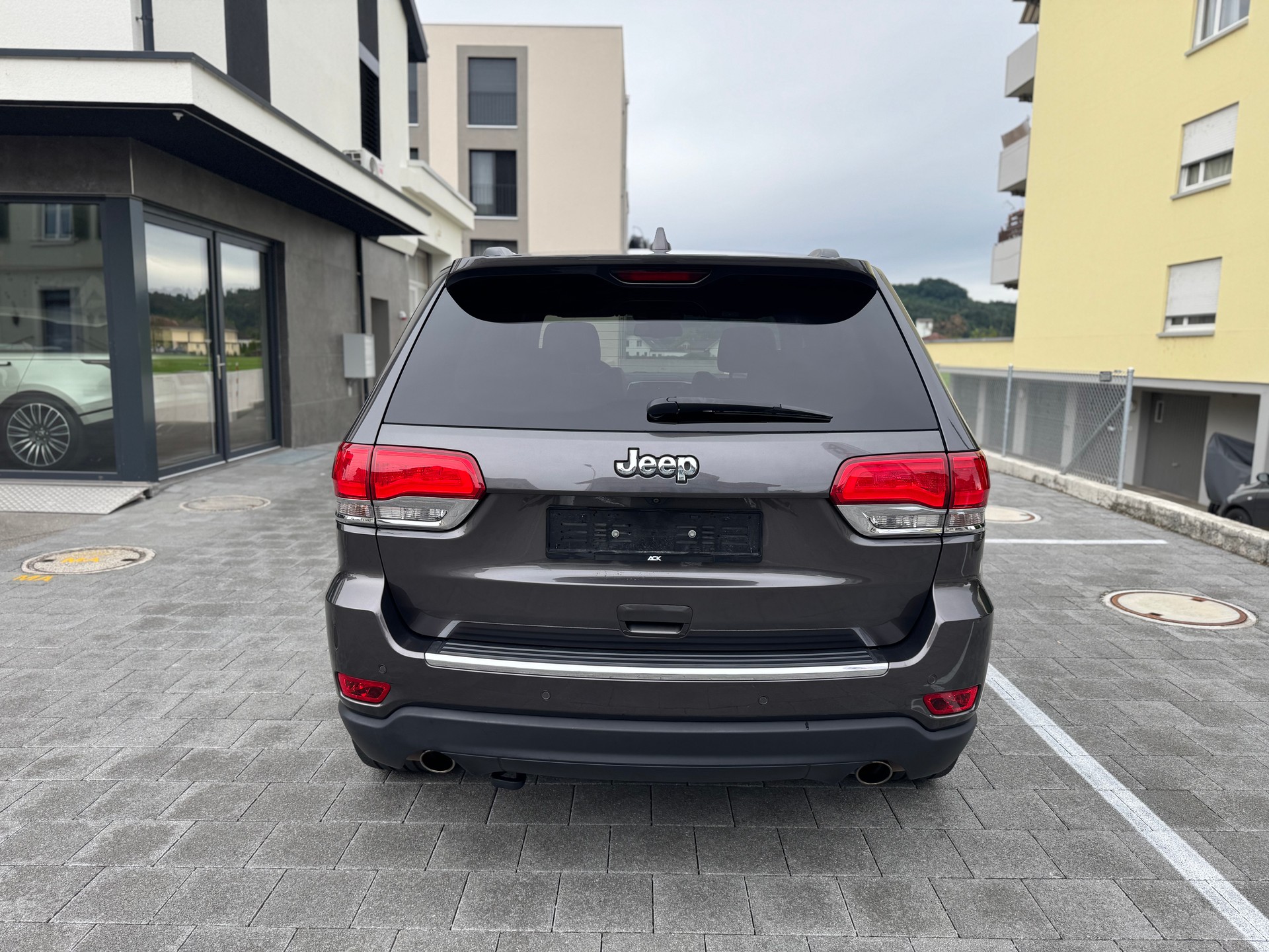 JEEP Grand Cherokee 3.0 CRD Platium Edition Anhängerkupplung-image-3