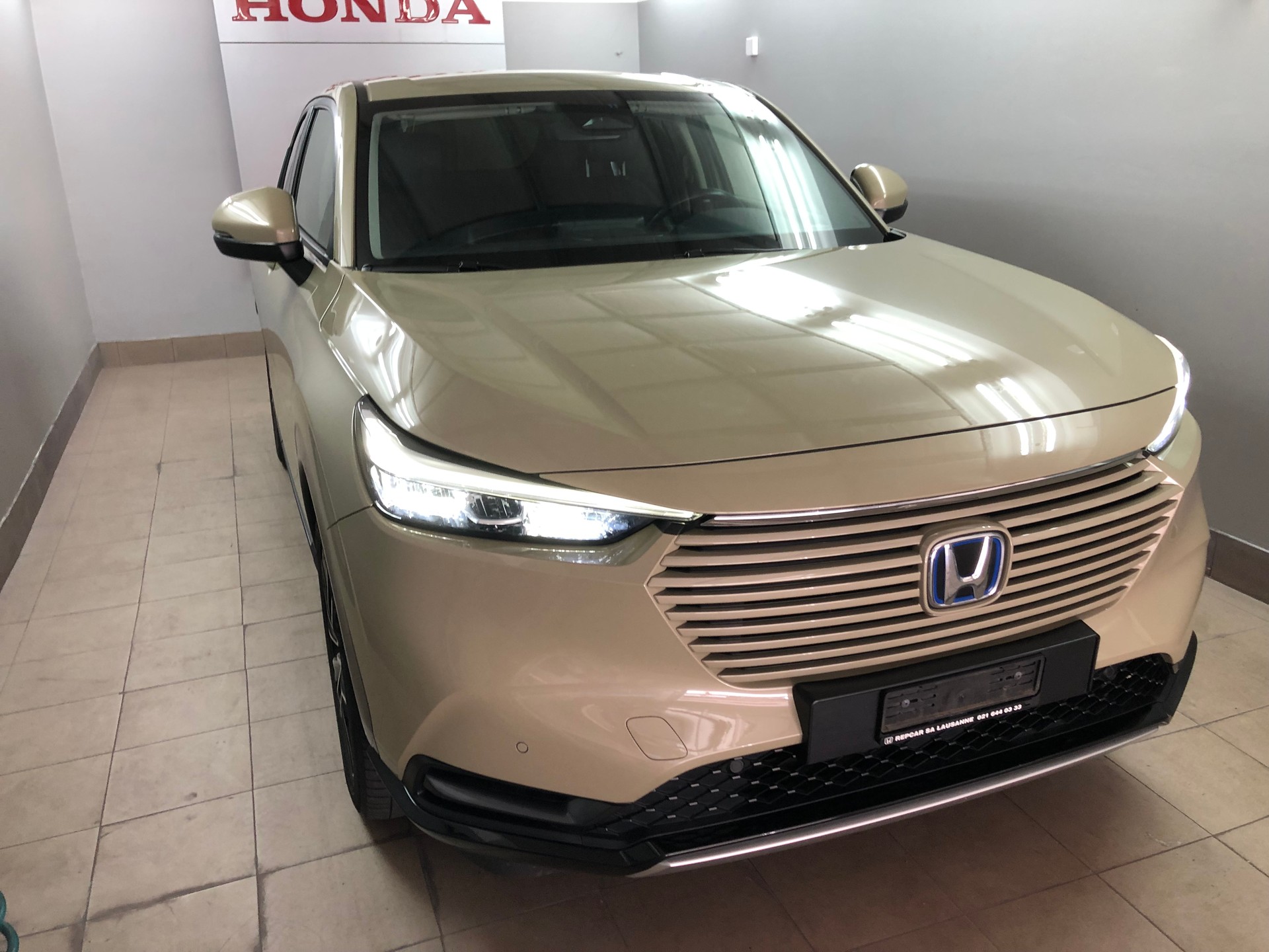 HONDA HR-V 1.5i-MMD Advance CVT-image-2