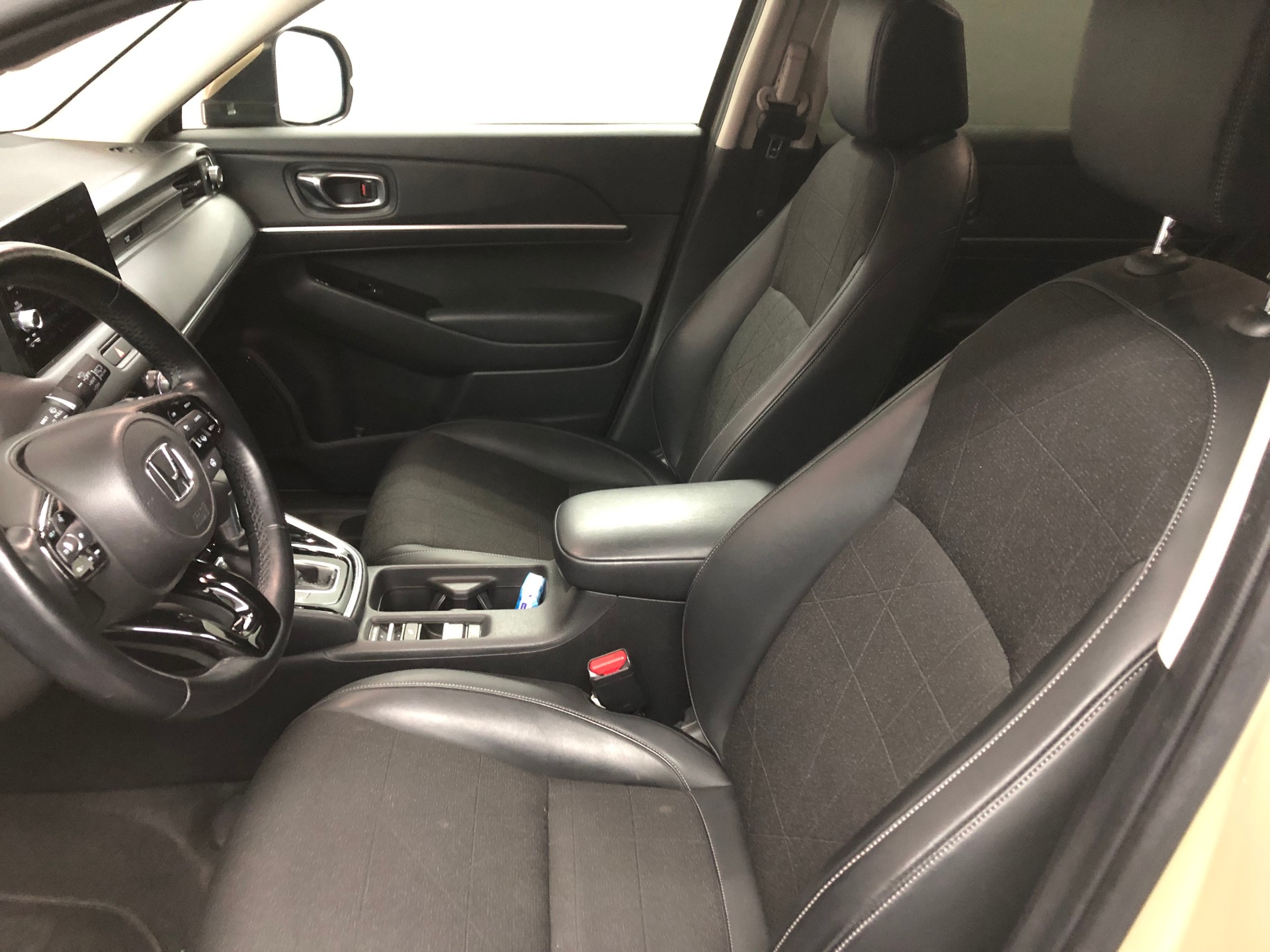 HONDA HR-V 1.5i-MMD Advance CVT-image-8