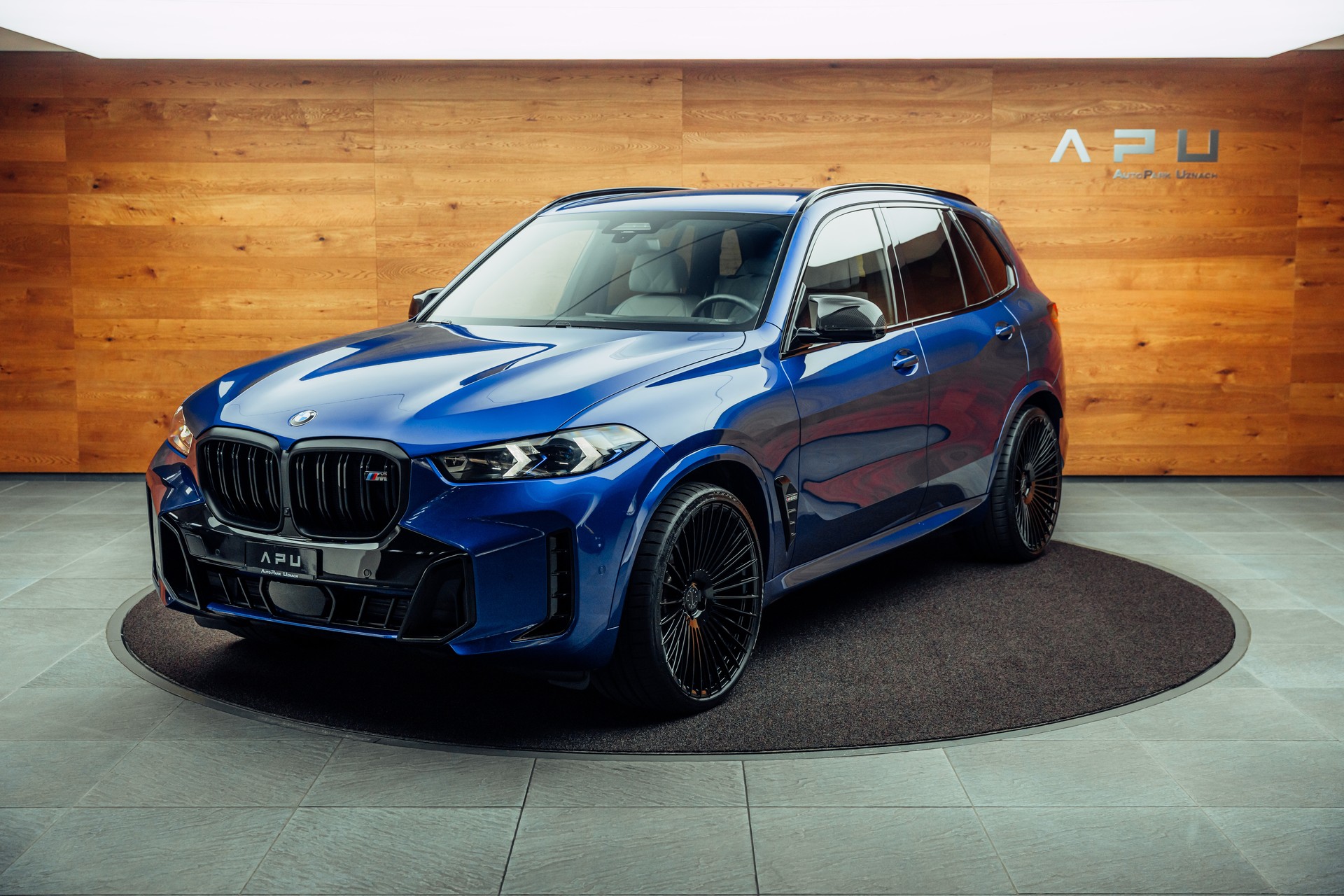 BMW X5 xDrive 48V M60i M Sport Pro Steptronic-showroom-element-3
