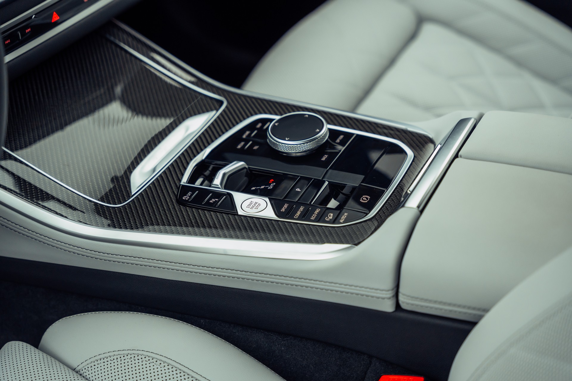BMW X5 xDrive 48V M60i M Sport Pro Steptronic-image-20