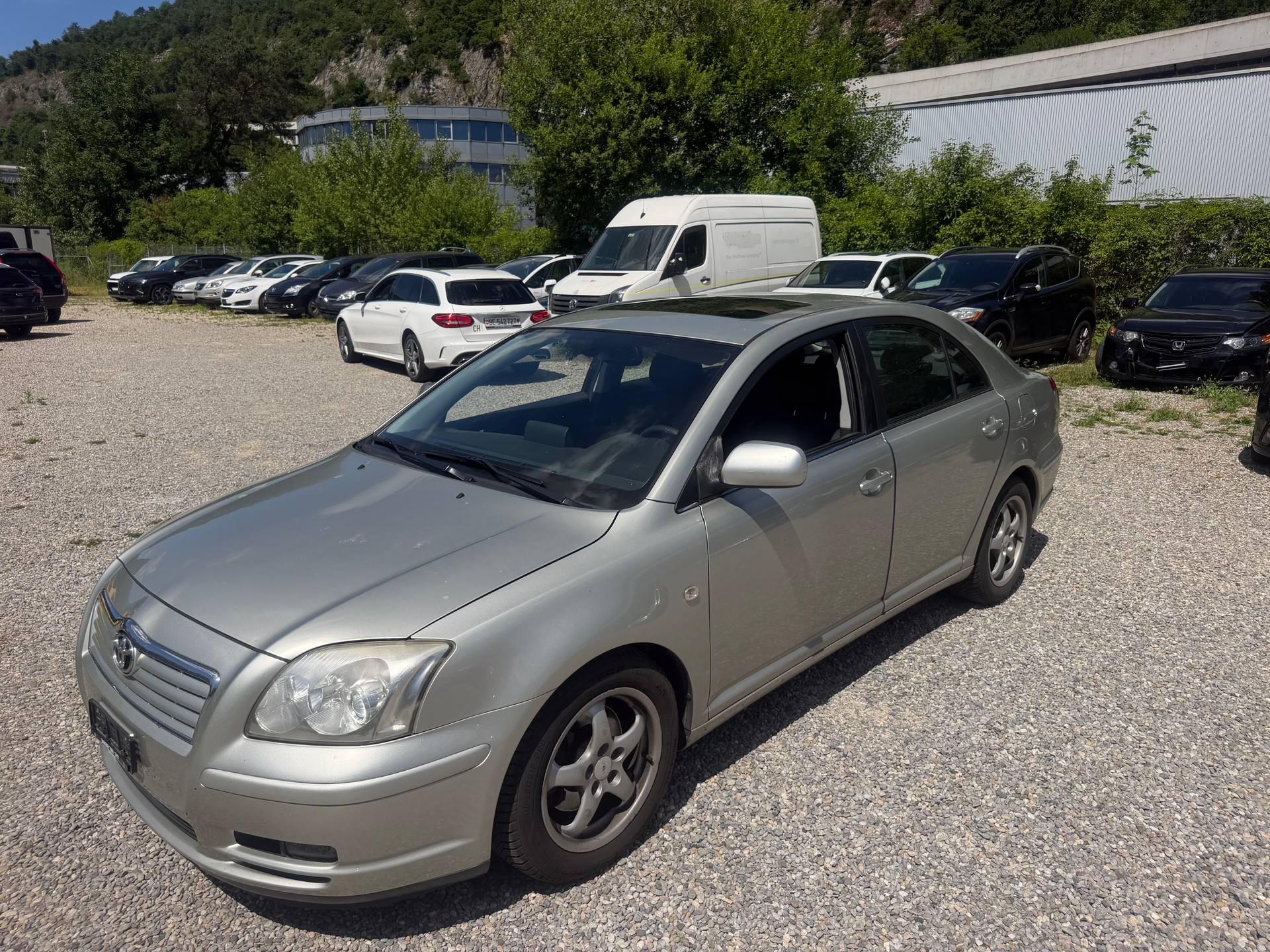 TOYOTA Avensis 2.0 D4 VVT-i Linea Sol Liftback-image-1