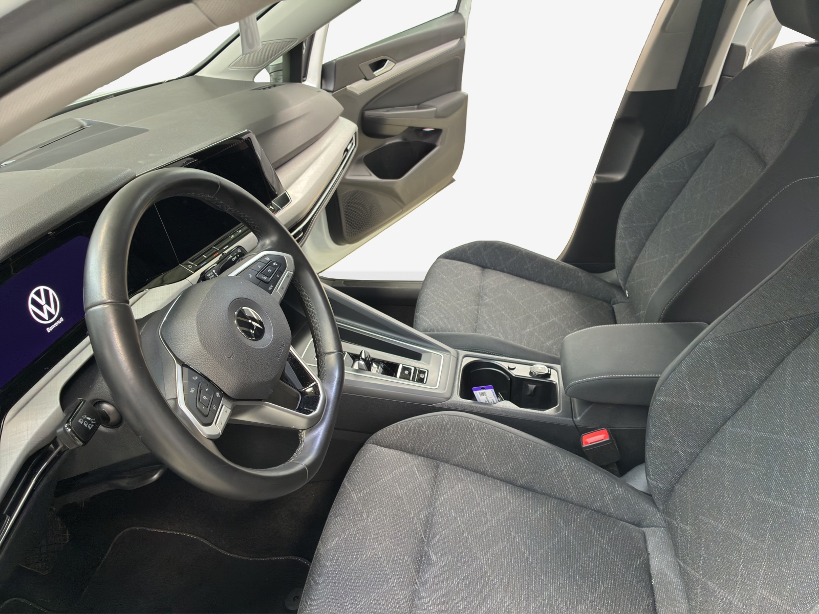 VW Golf 1.0 eTSI mHEV ACTLife DSG-image-7