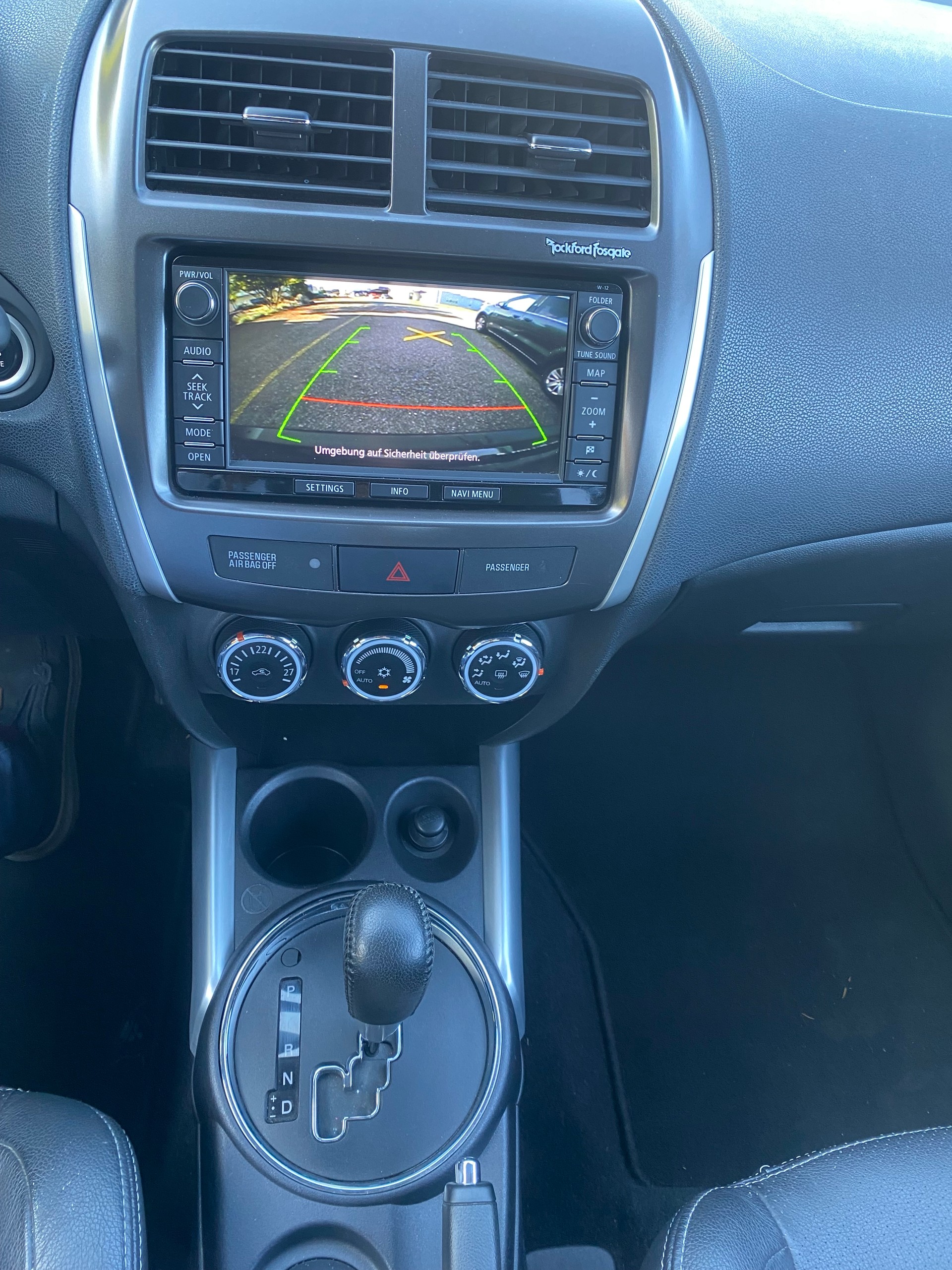 MITSUBISHI ASX 2.2 DID Invite 4WD Automatic-image-7