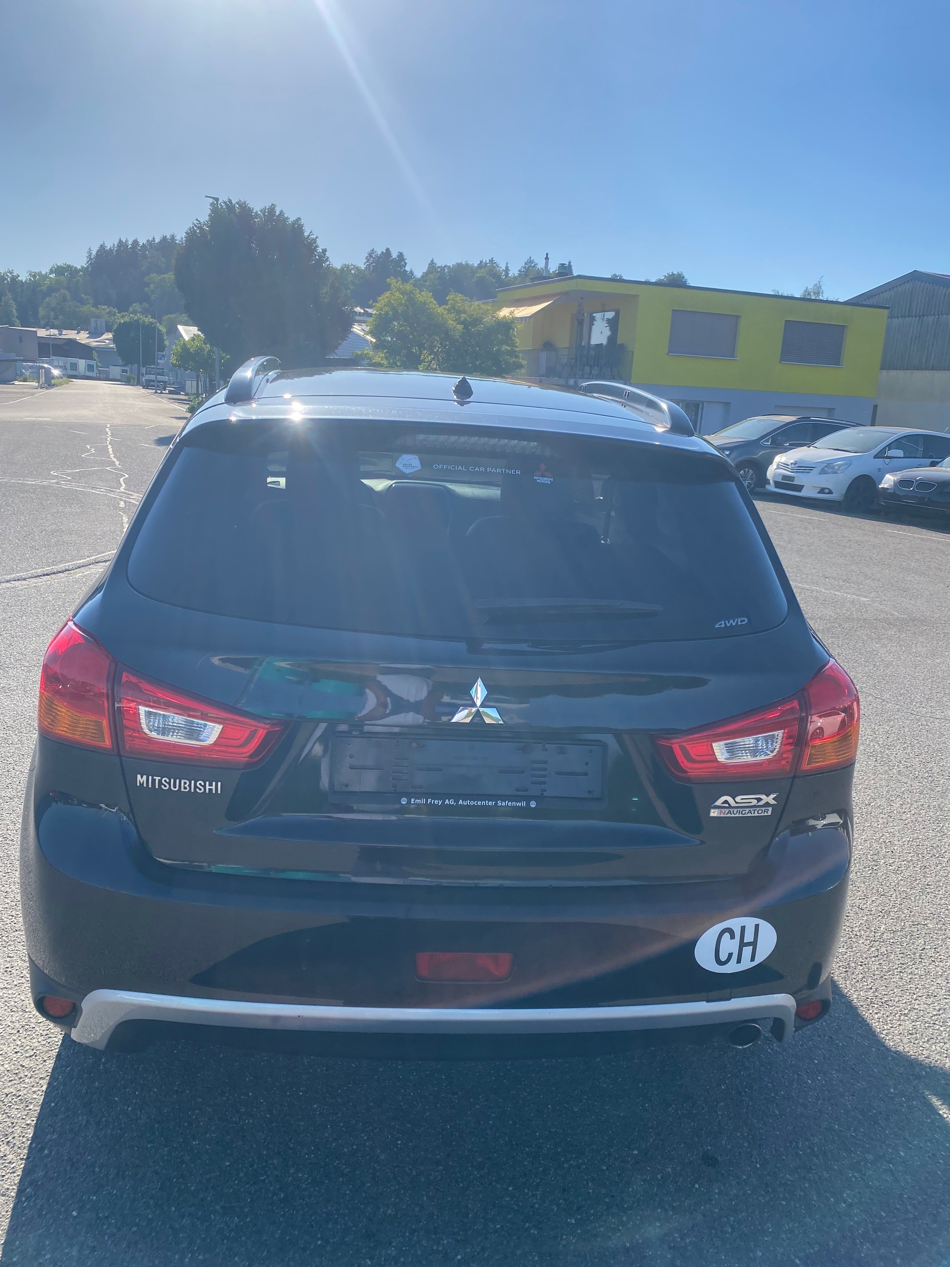 MITSUBISHI ASX 2.2 DID Invite 4WD Automatic-image-3