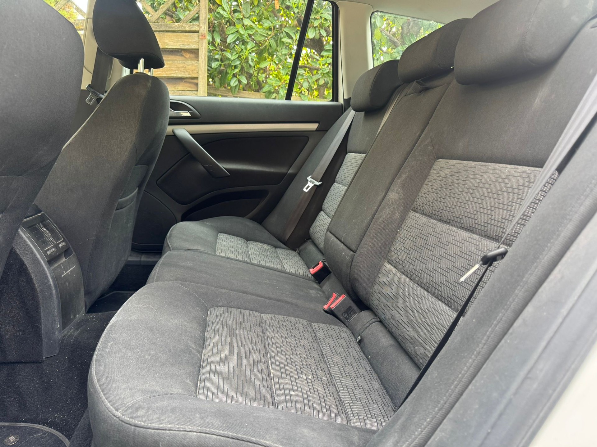 SKODA Octavia Combi 1.6 TDI Active DSG-image-10