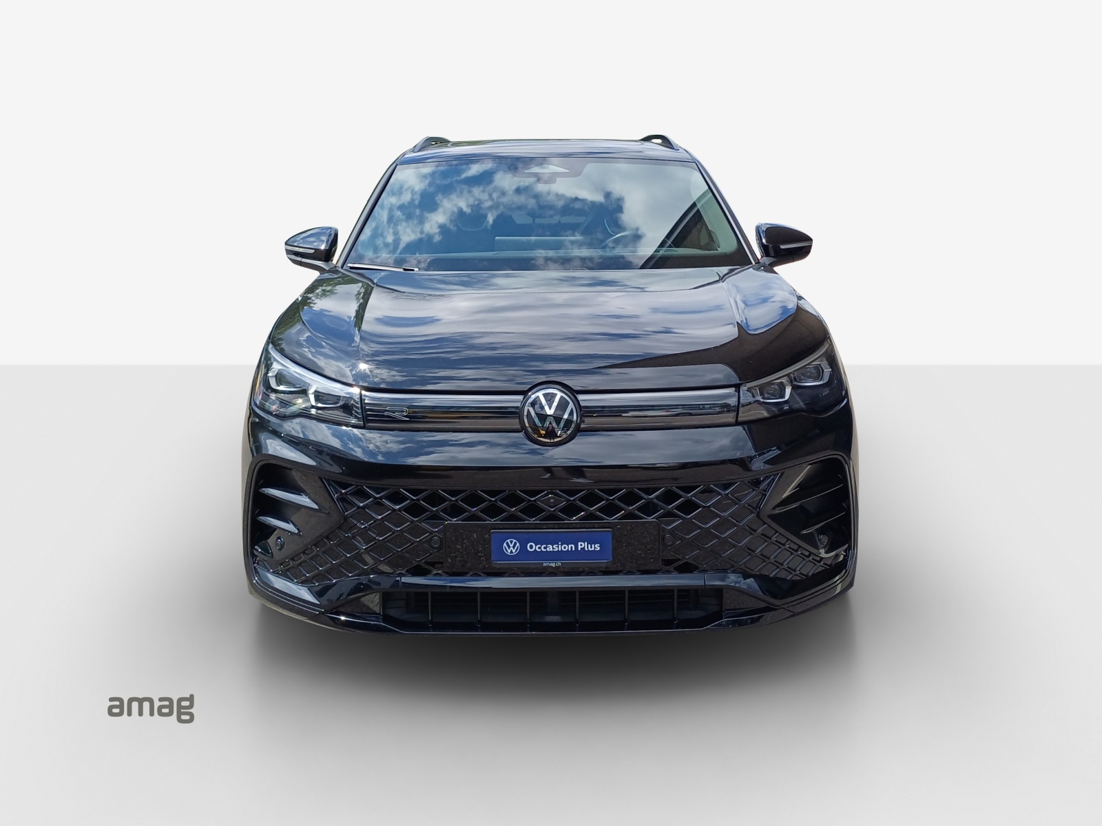 VW Tiguan 2.0 TSI DSG R-Line 4Motion-image-6